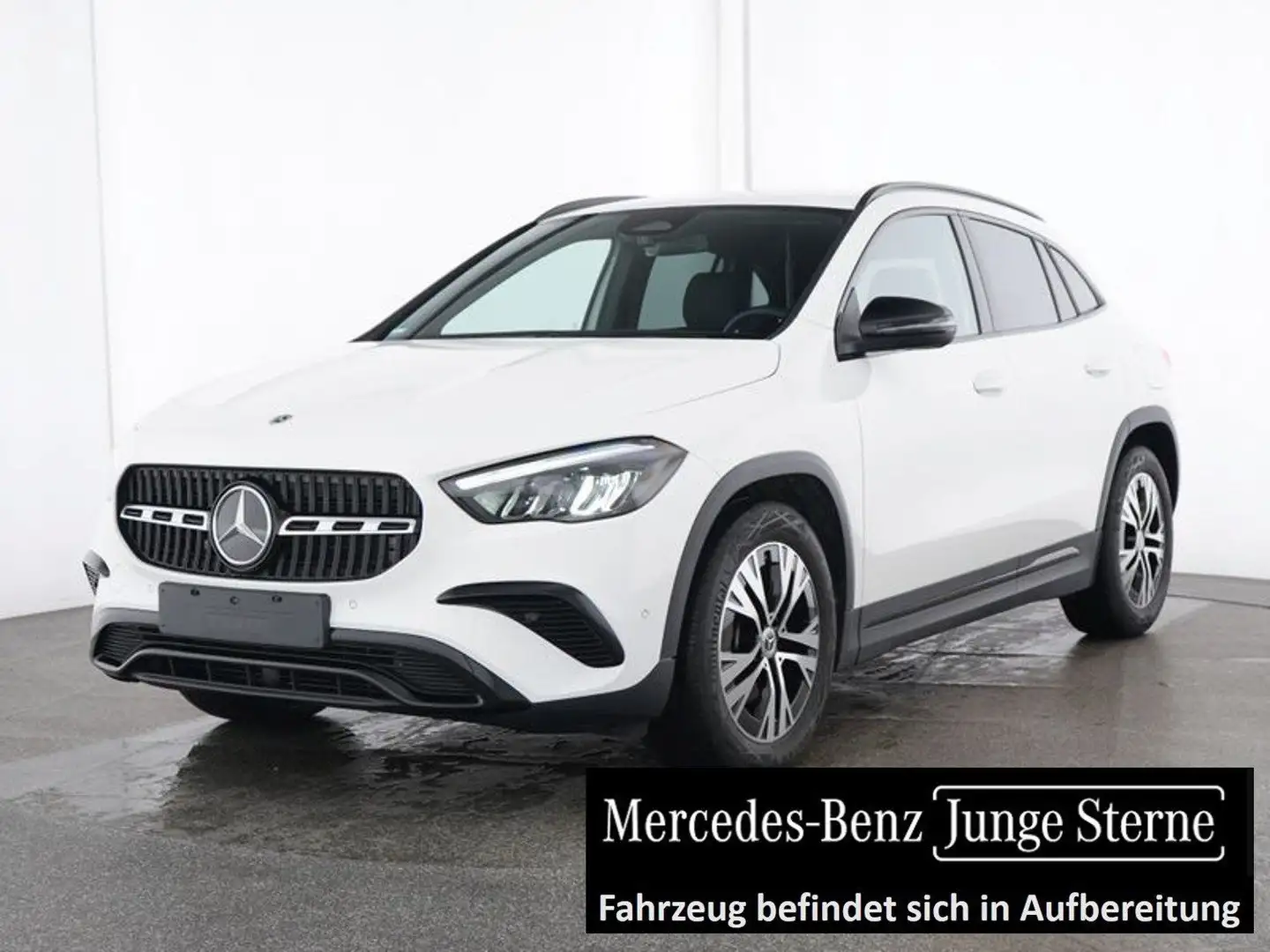Mercedes-Benz GLA 200 Progressive Line Advanced Weiß - 1
