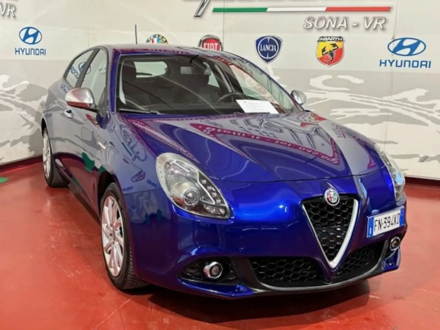 Alfa Romeo Giulietta 1.6 JTDm 120 CV Super Blue - 1