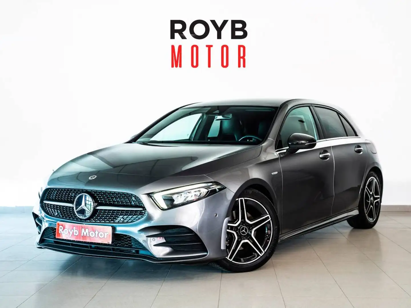 Mercedes-Benz A 180 180d 8G-DCT Gris - 1