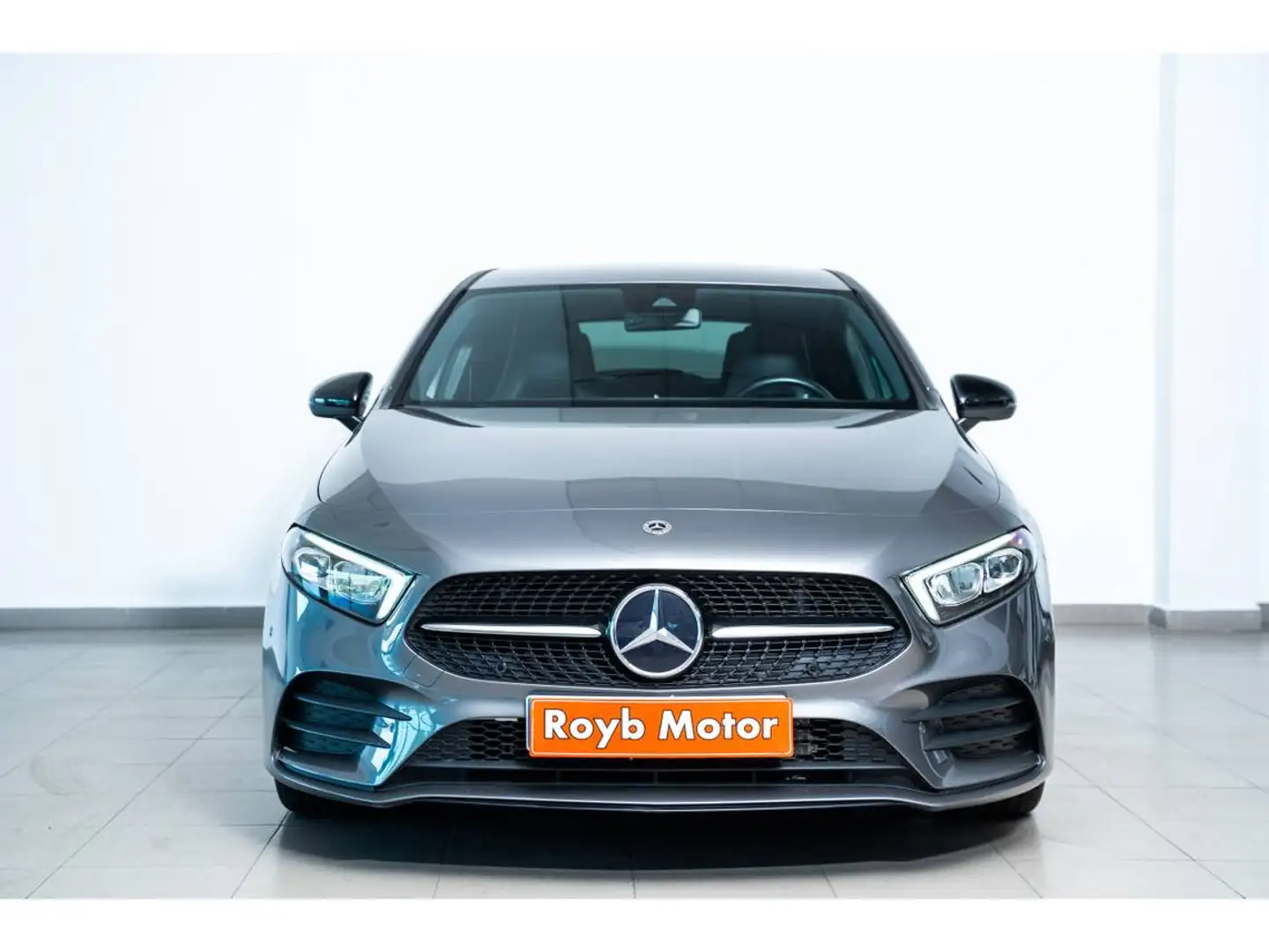 Mercedes-Benz A 180 180d 8G-DCT Gris - 2