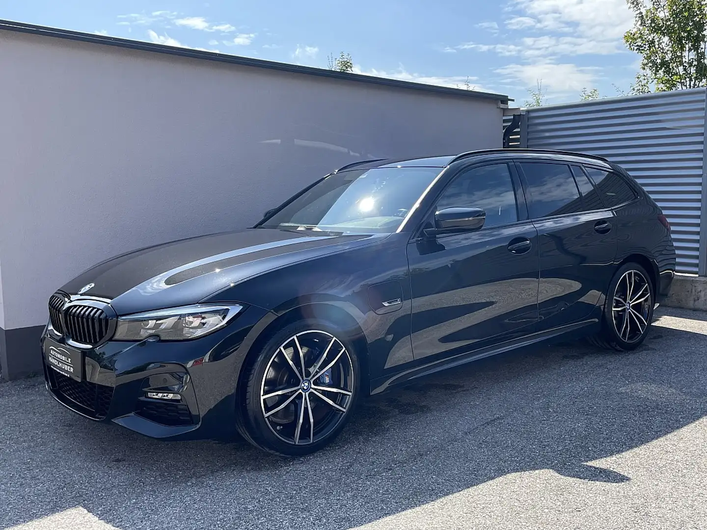 BMW 320 e G21 Aut. MSPORTPAKET/LIVE.C.PRO/AHK/ALARM/SPO... Noir - 1