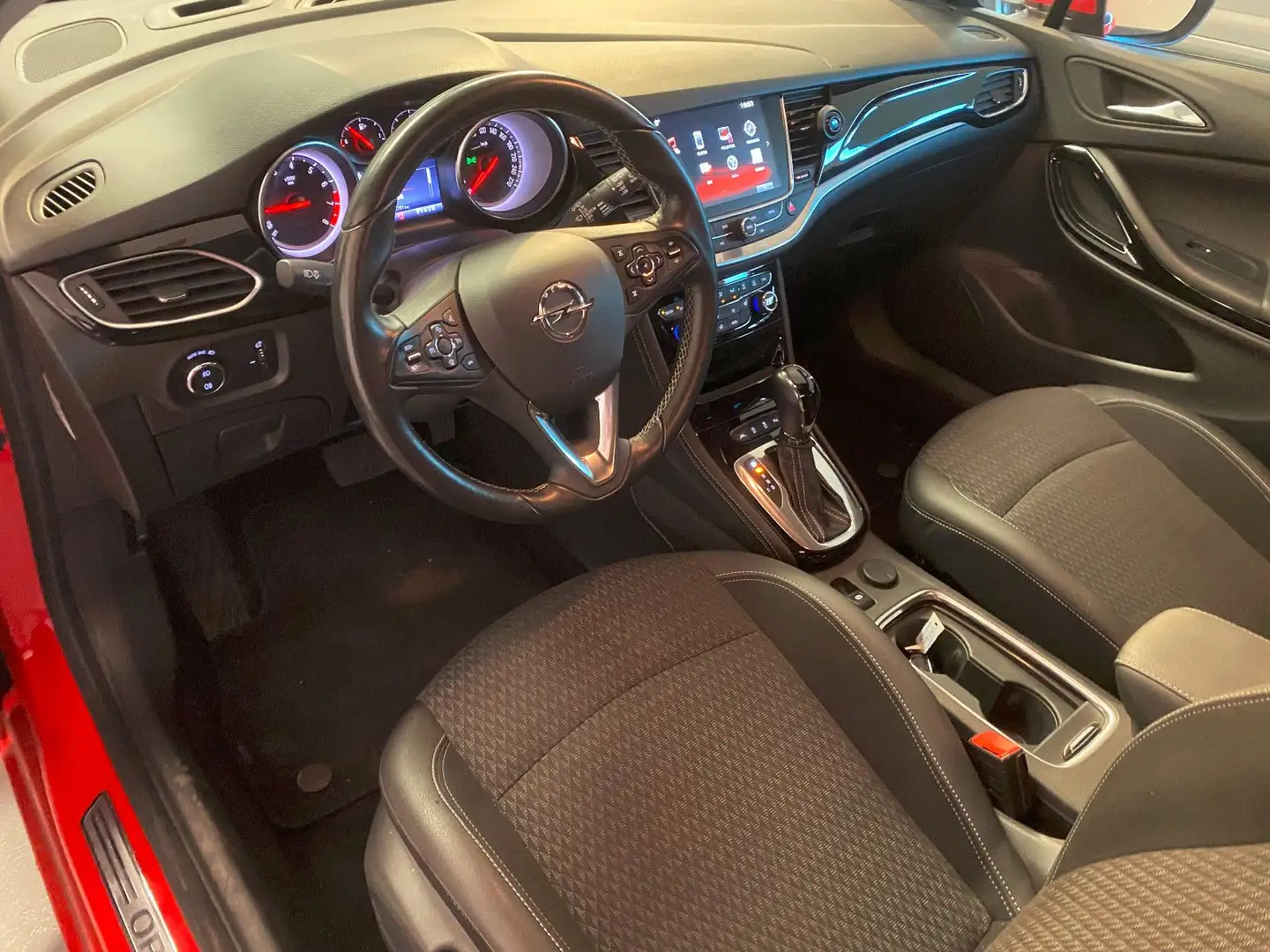 Opel Astra ASTRA K SPORTS TOURER INNOVATION*1,6 V TURBO* Rot - 2