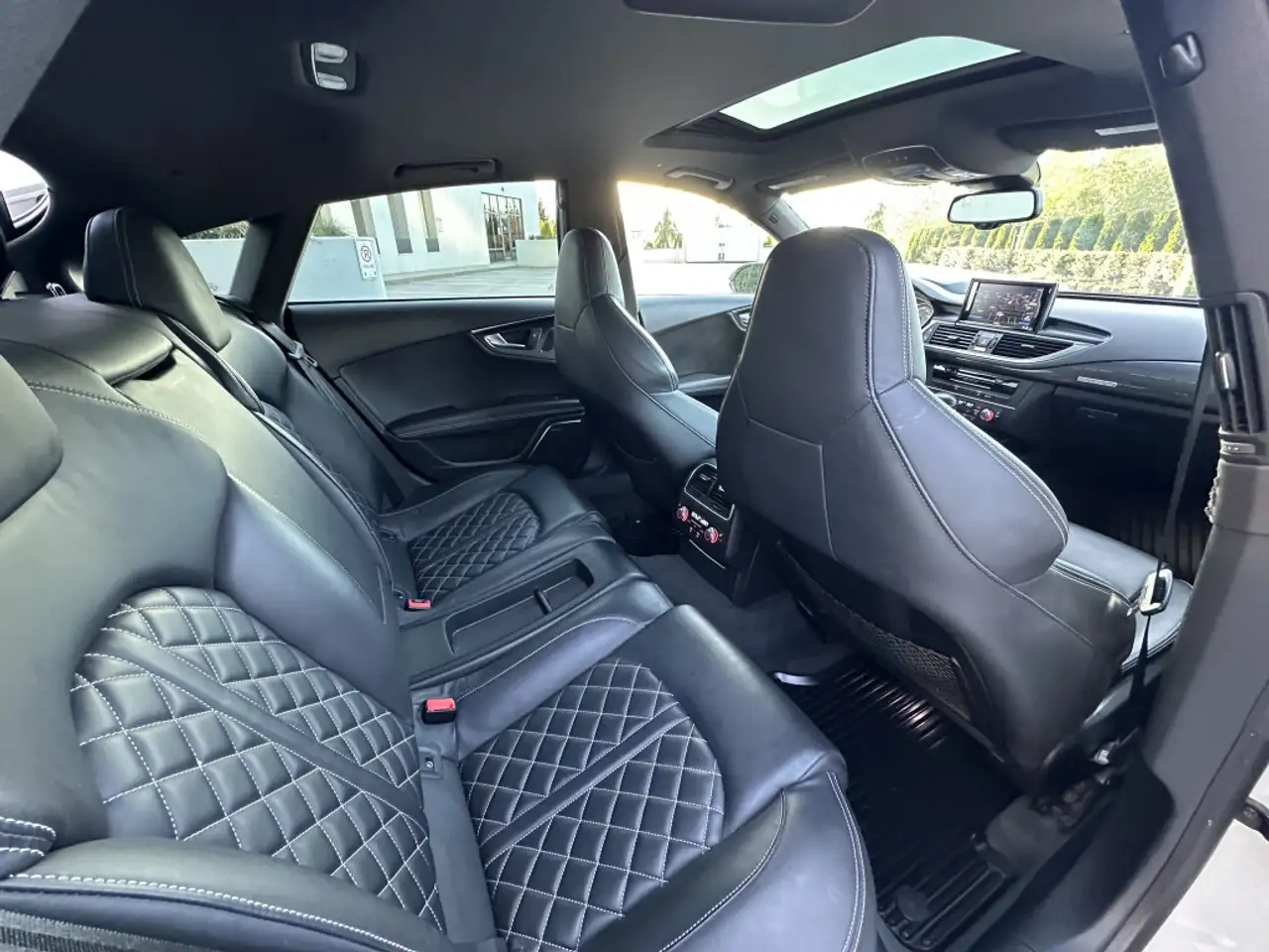 Audi S7 снимка Audi S7