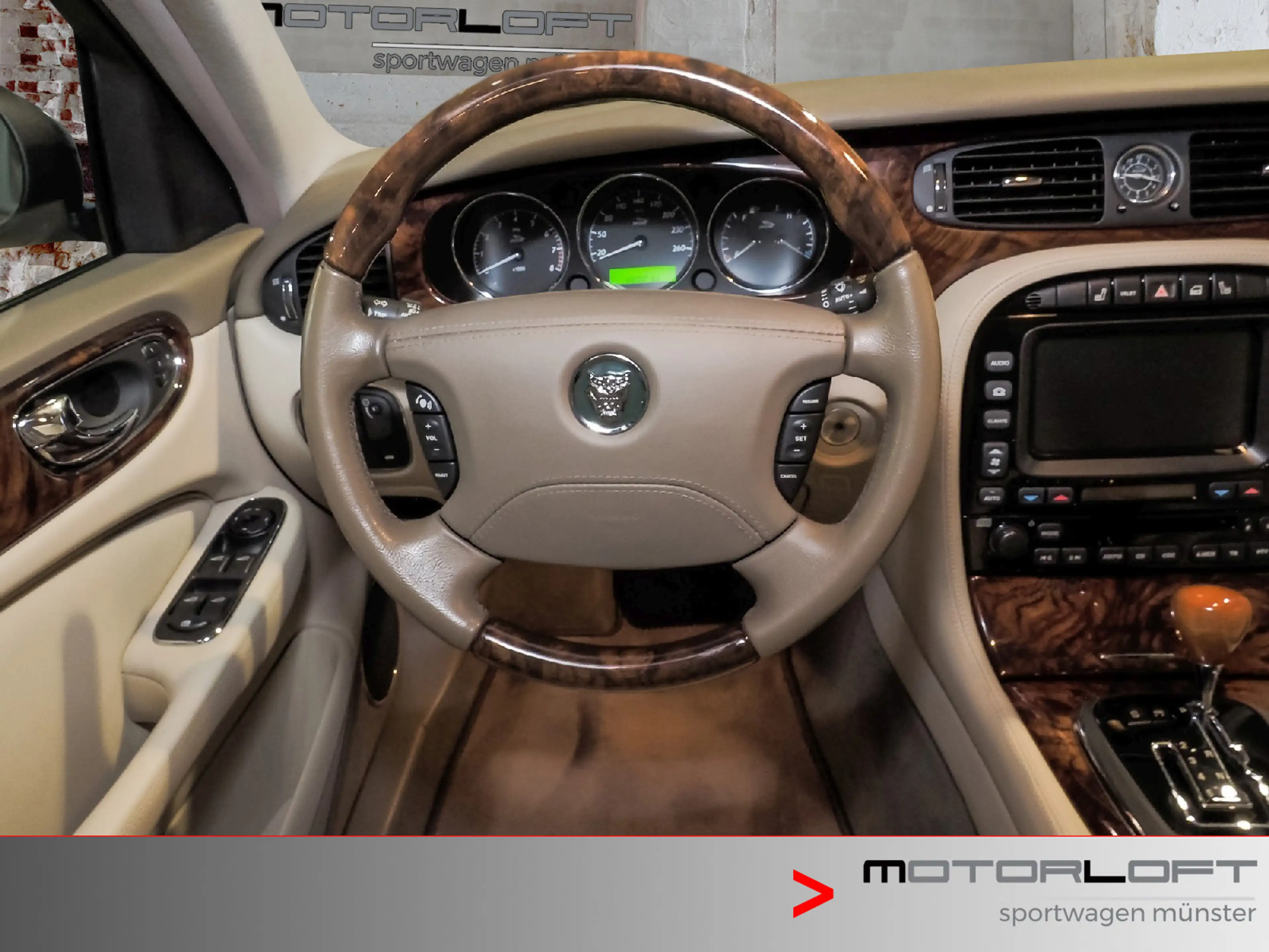 Jaguar XJ 6 im Bestzustand — photo 13