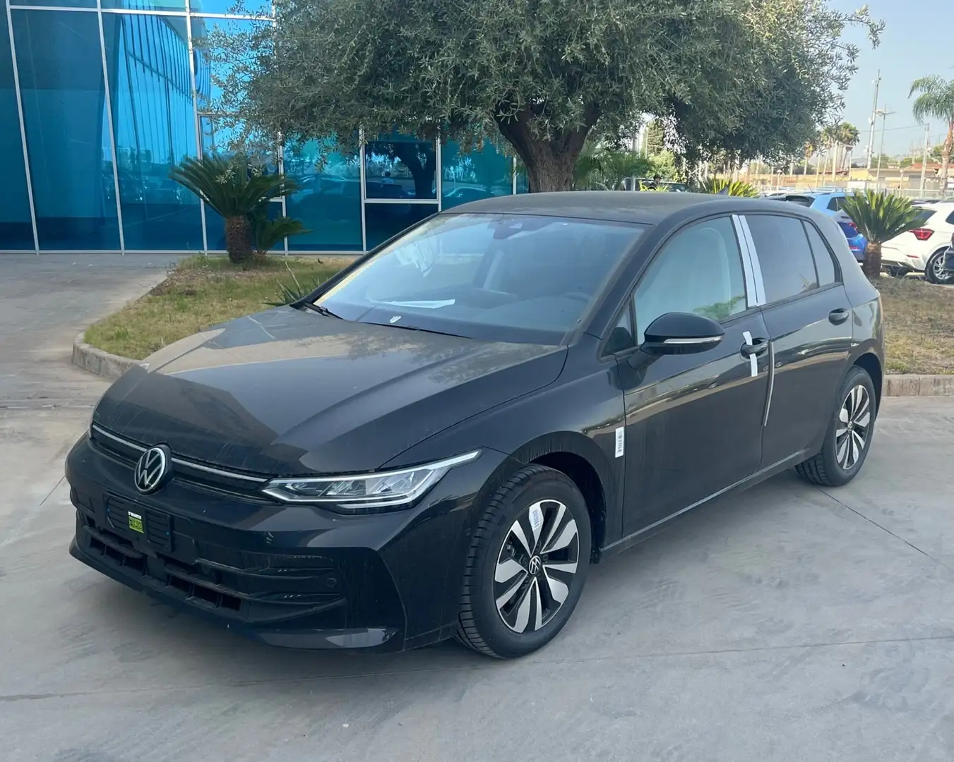 Volkswagen Golf 1.5 tsi 115cv possibilità noleggio no scoring Nero - 1