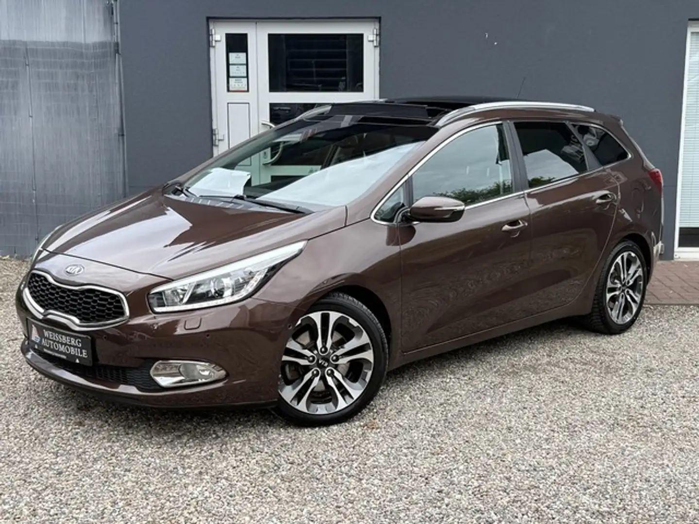 Kia Ceed SW / cee'd SW cee'd Sportswagon Aut,Navi,Pano,Xenon, Platinum Ed Braun - 1