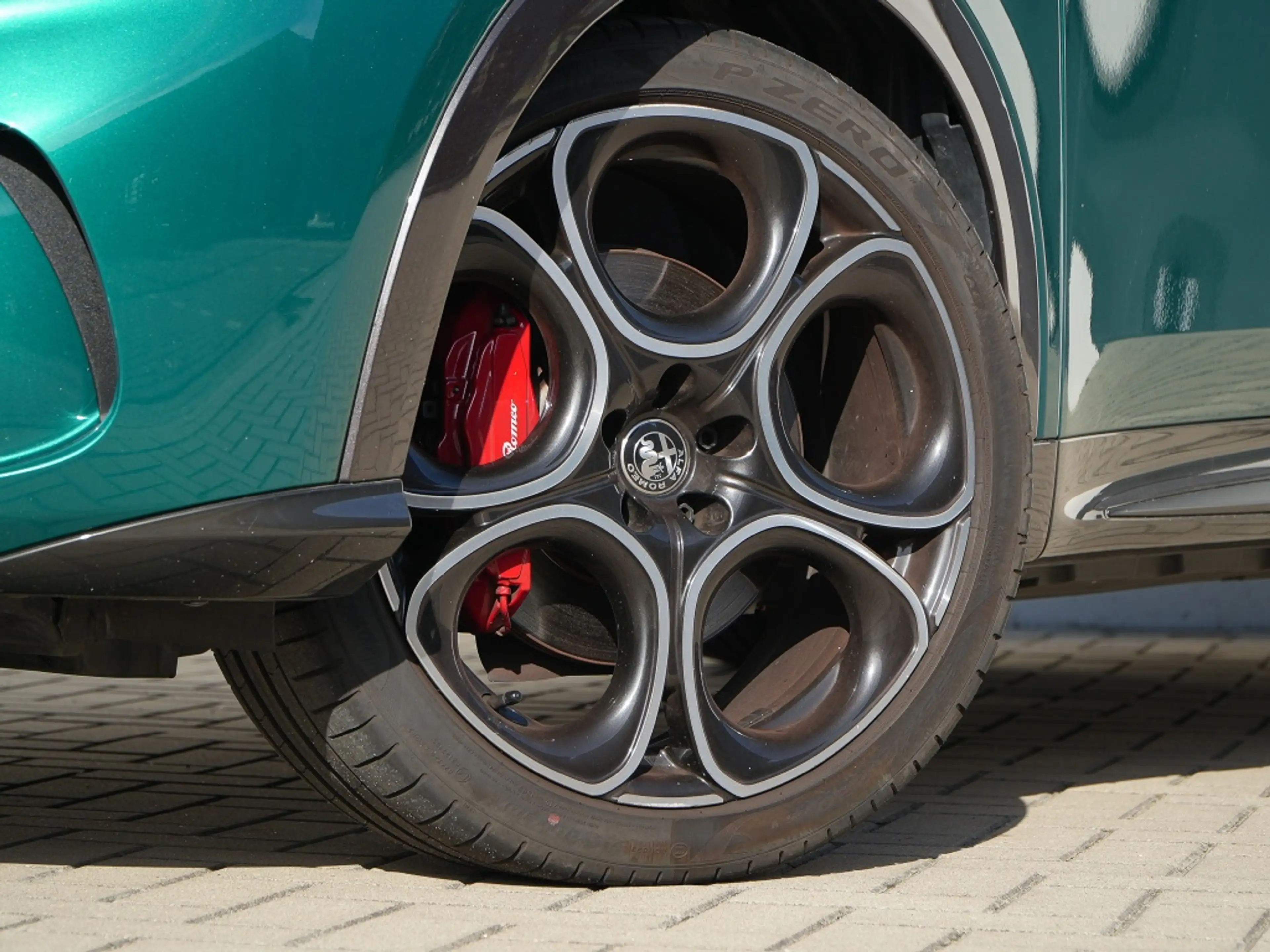 Alfa Romeo Tonale 1.5 MHEV 160 PK Hybrid Edizione Speciale | Leder | — photo 3