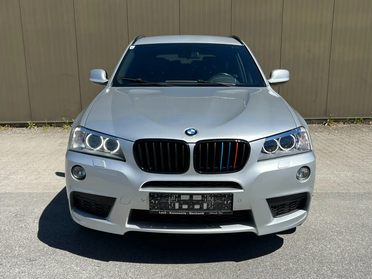 BMW X3 xDrive 20 d M-Paket Automatik Xenon* Silber - 2