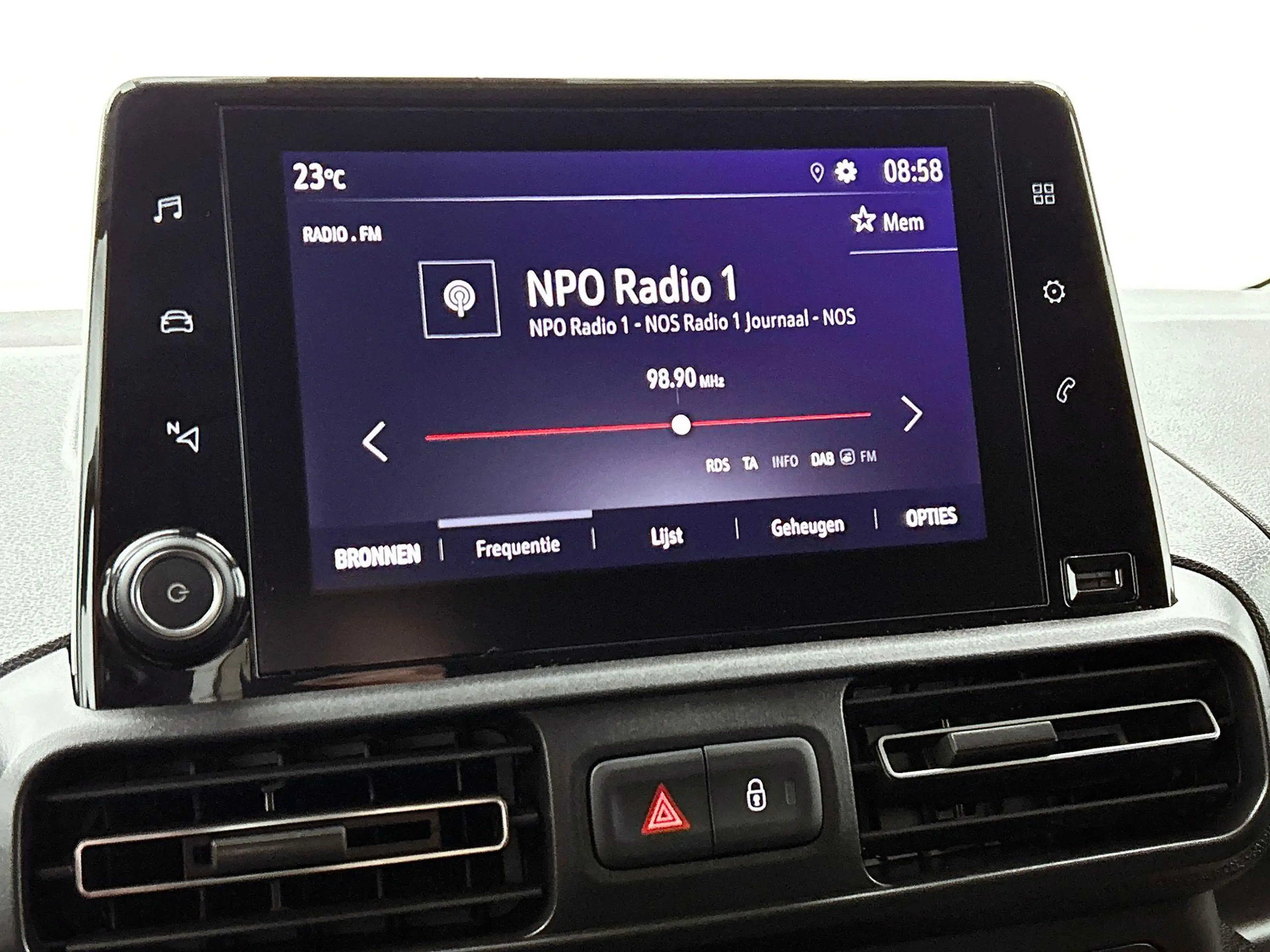 Opel Combo 130pk L1 Automaat Apple Carplay Trekhaak Parkeerse — photo 31