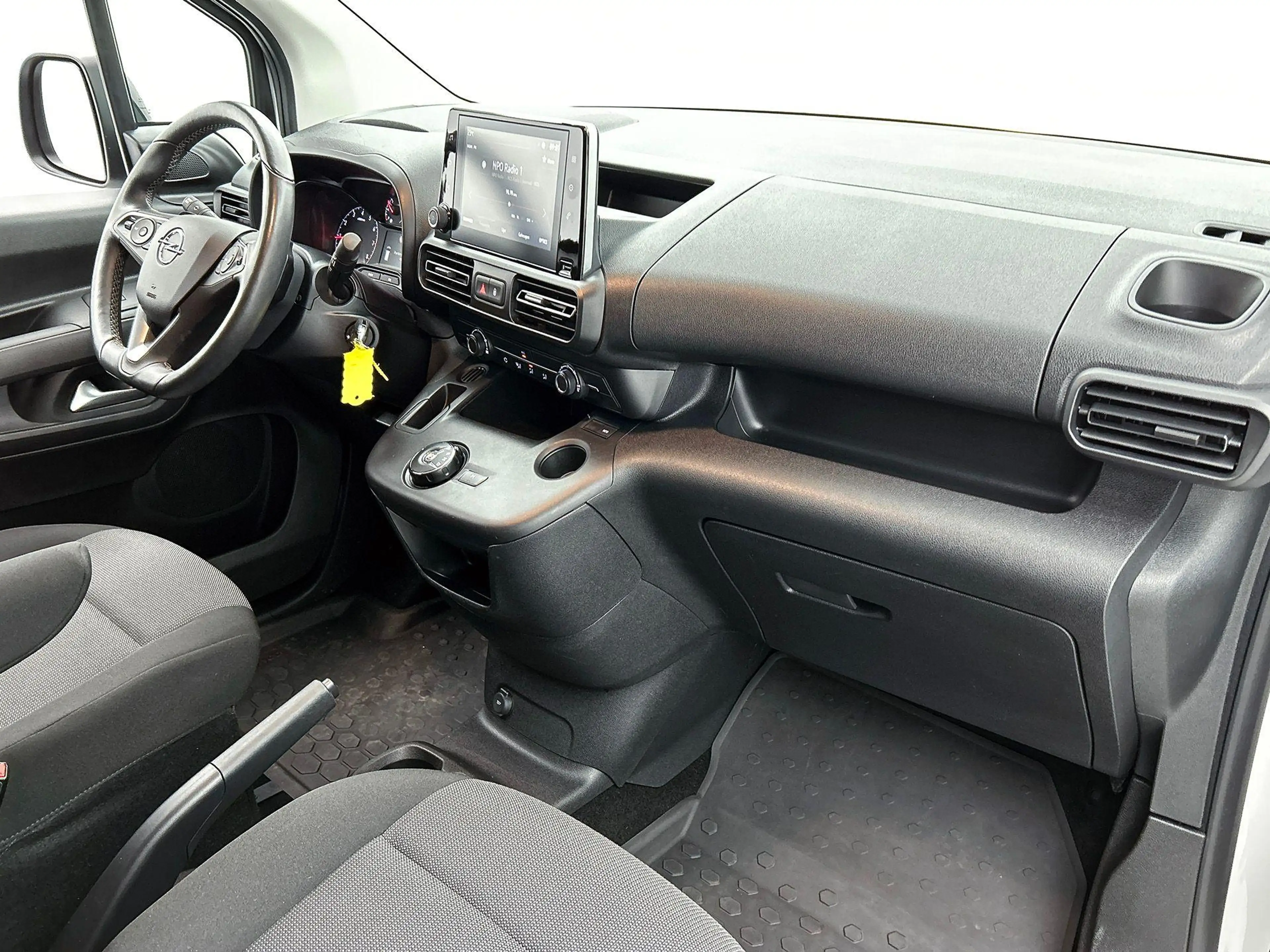 Opel Combo 130pk L1 Automaat Apple Carplay Trekhaak Parkeerse — photo 22