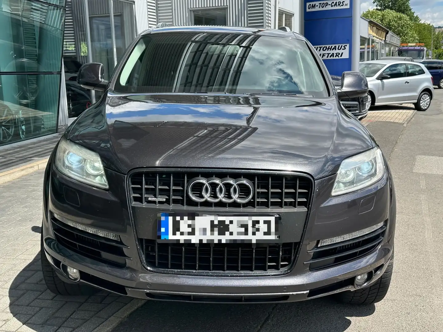 Audi Q7 3.0 TDI quattro 7-Sitzer MMI SHZ Xenon Isofix Gris - 2