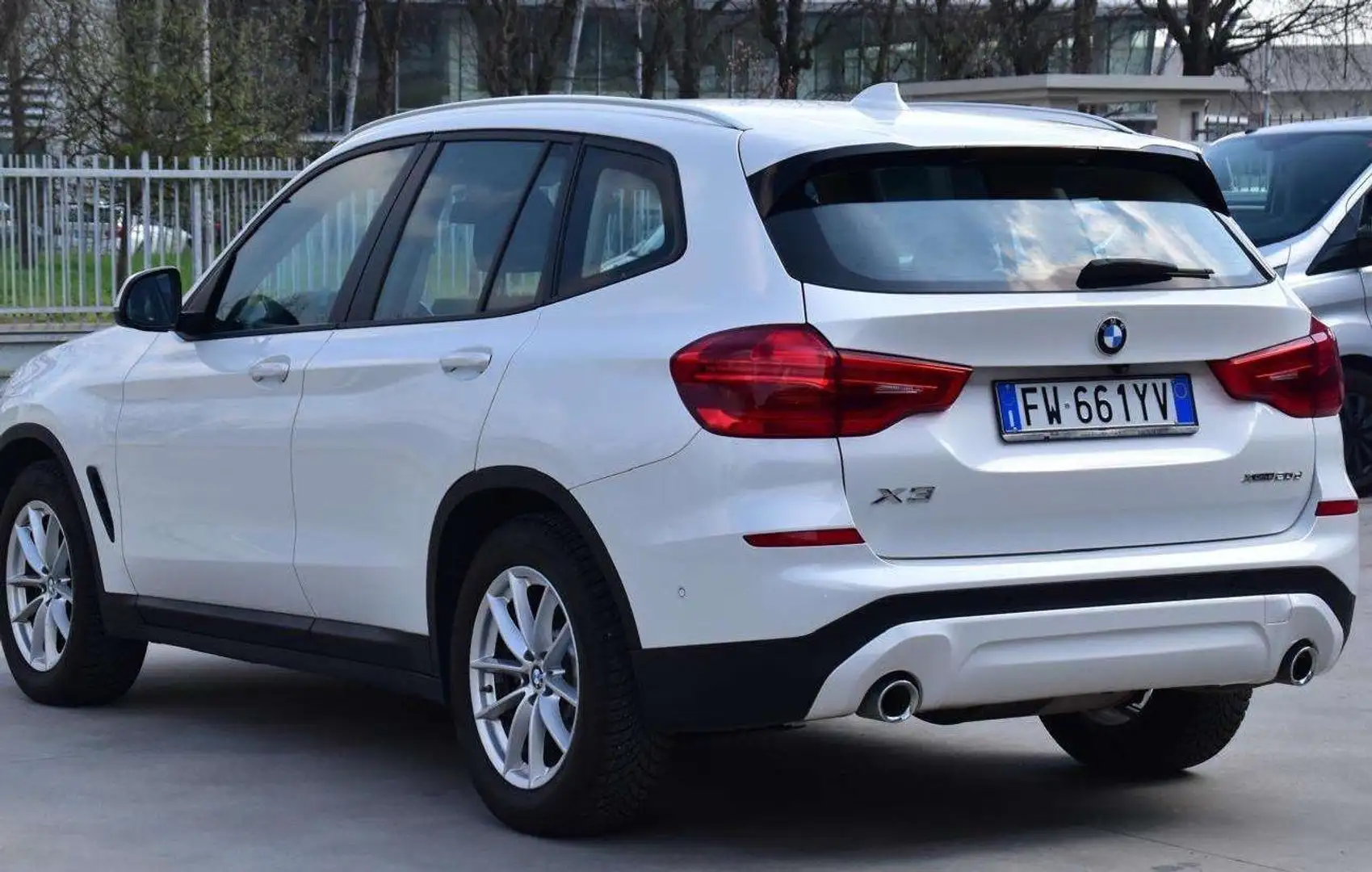 BMW X3 xDrive20d Aut. Advantage Blanc - 2