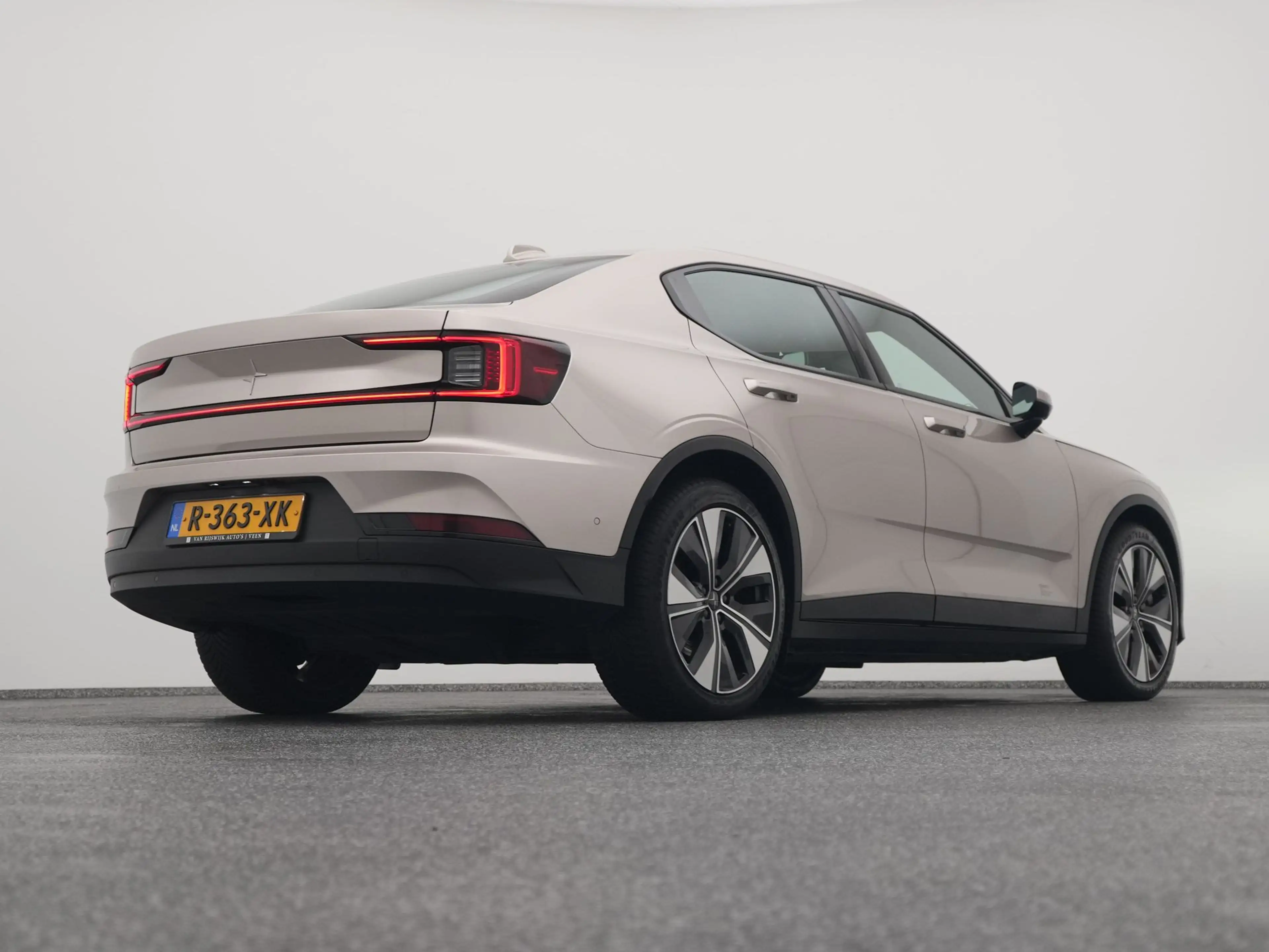 Polestar 2 Long Range Single Motor 78 kWh | 360° | ADAPTIVE | — photo 17