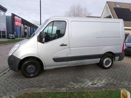 Renault Master T28 2.3 dCi L1H1 Airco, cruise, Navi
