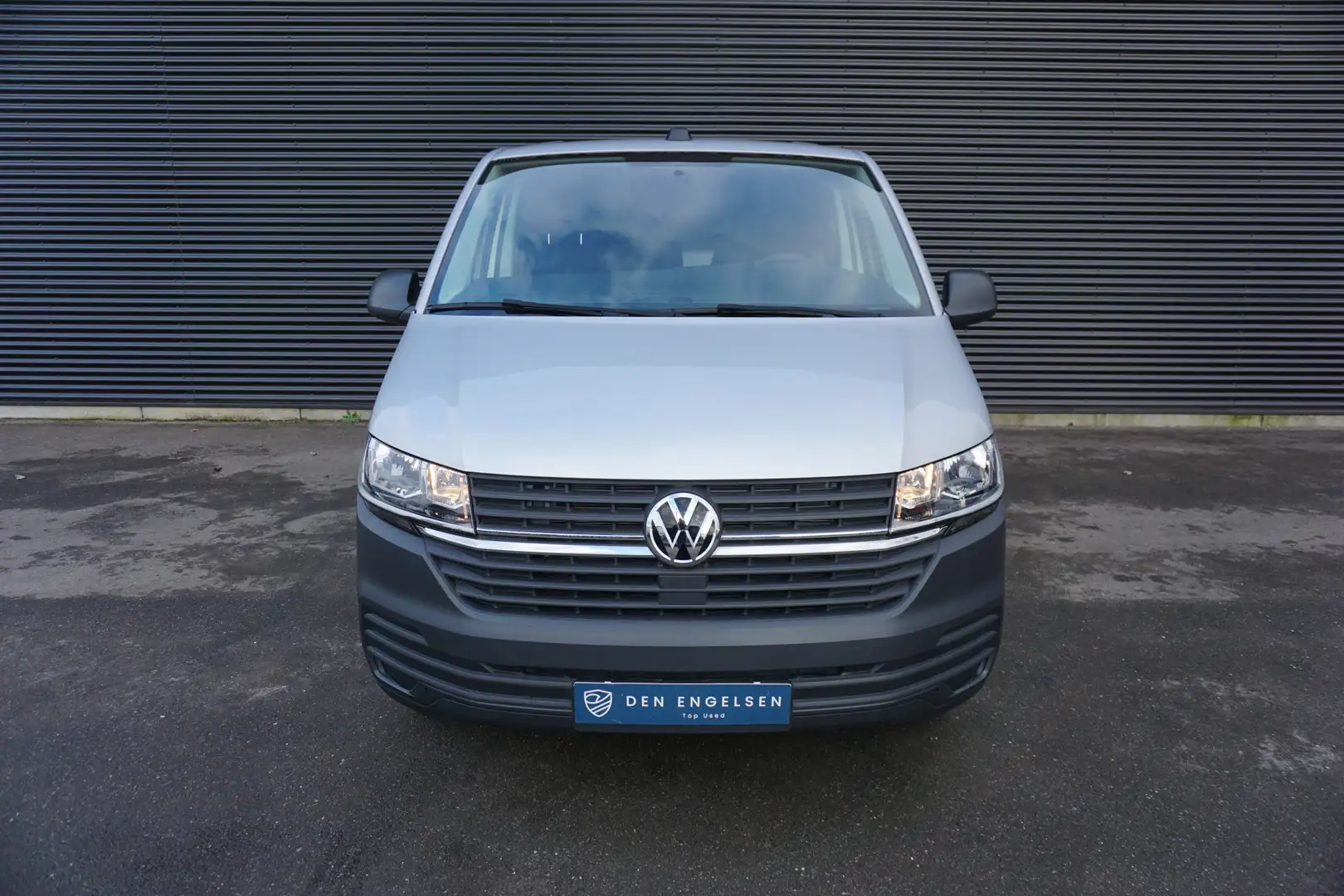 Volkswagen Transporter 28 | L1H1 | 110 PK | Navi | Airco | Sensoren | Cru Plateado - 2