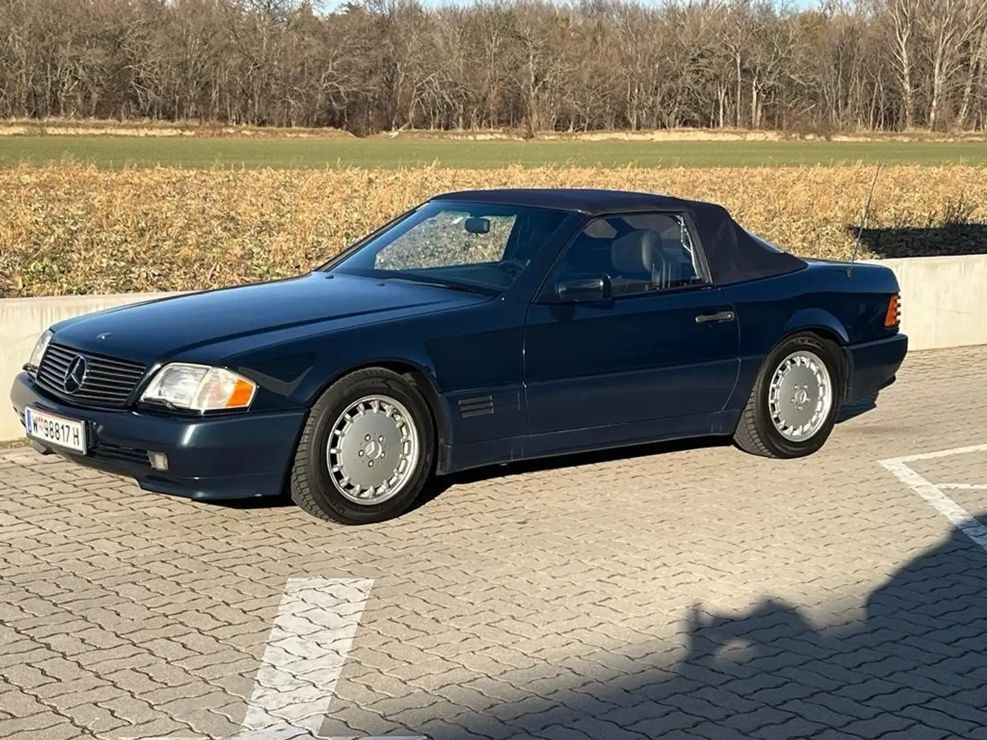 Mercedes-Benz SL 300 SL-24 Roadster Blau - 1