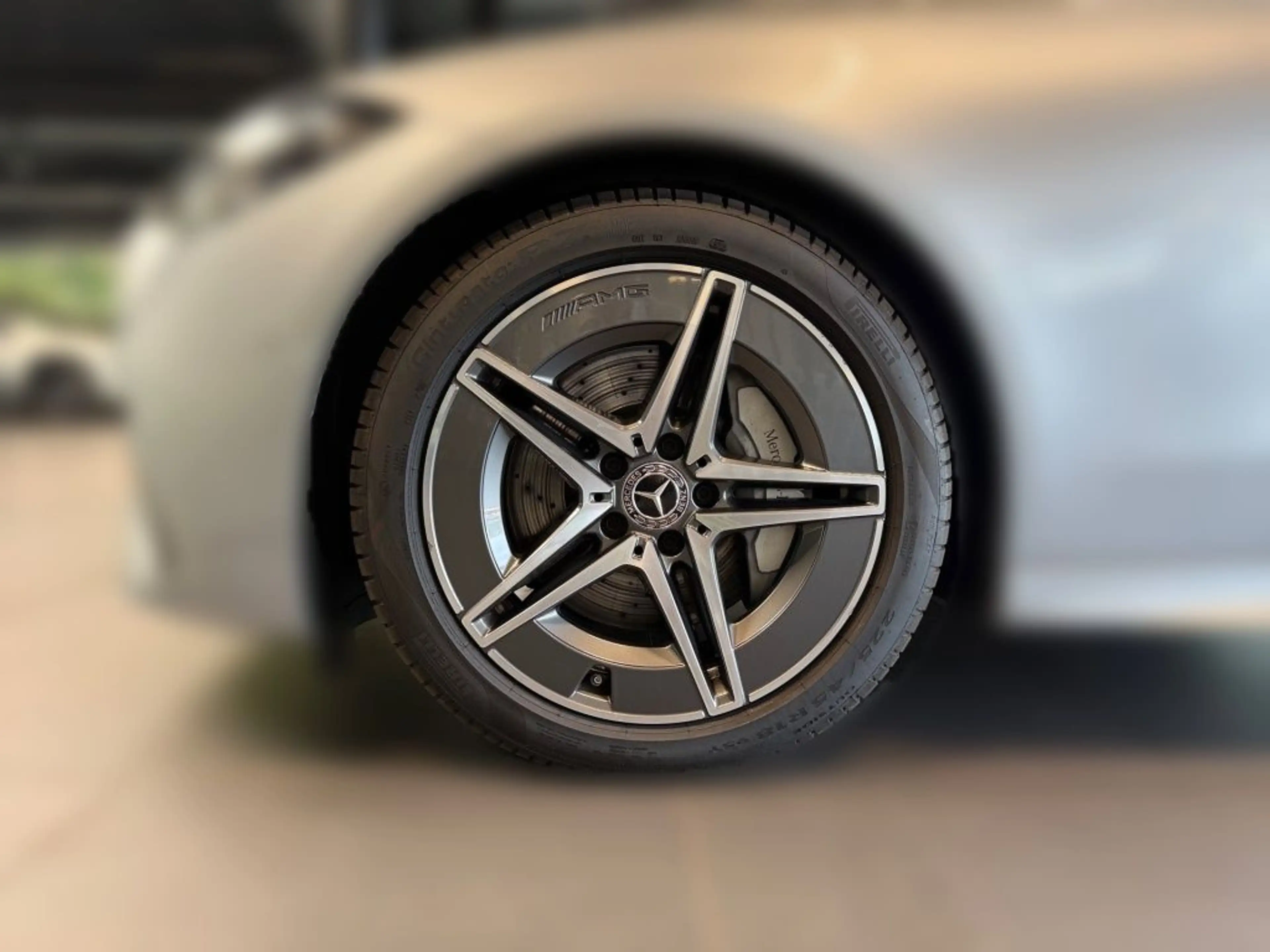 Mercedes-Benz C 220 d T AMG+PANO+RFK+AMBIENTE+TEMPOMAT+CARPLAY — photo 3
