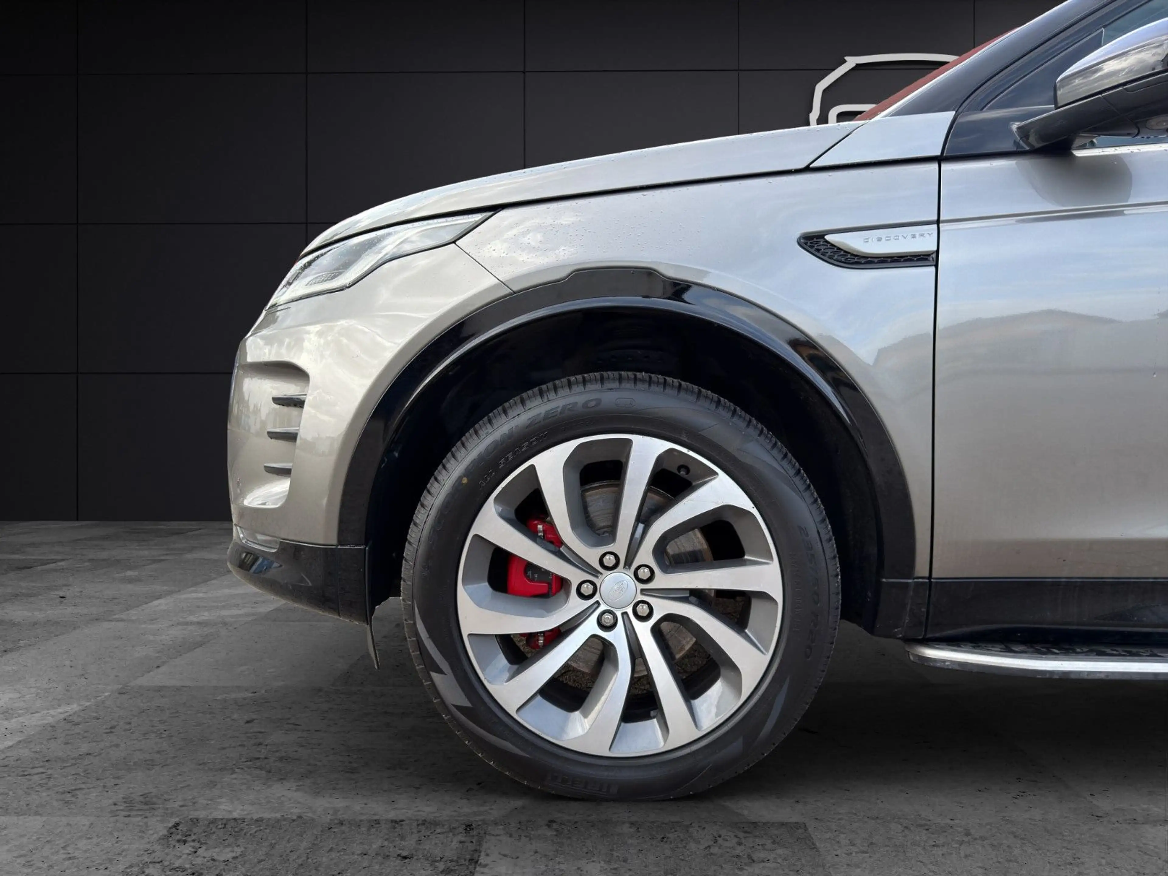 Land Rover Discovery Sport P300e HSE/Pano/Leder/Kamera/Shz — photo 9