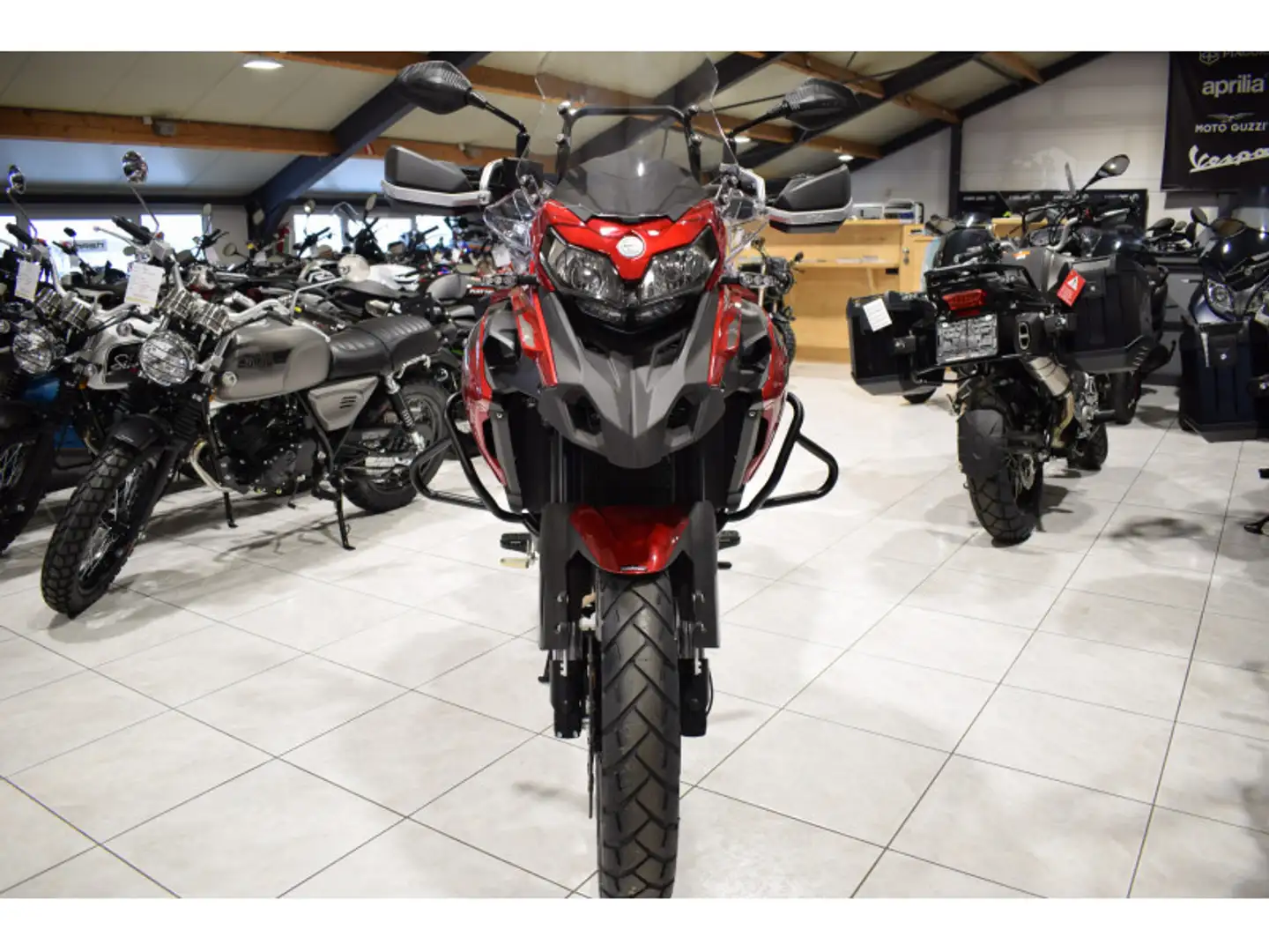 Benelli TRK 502 X  E5 Rood - 2