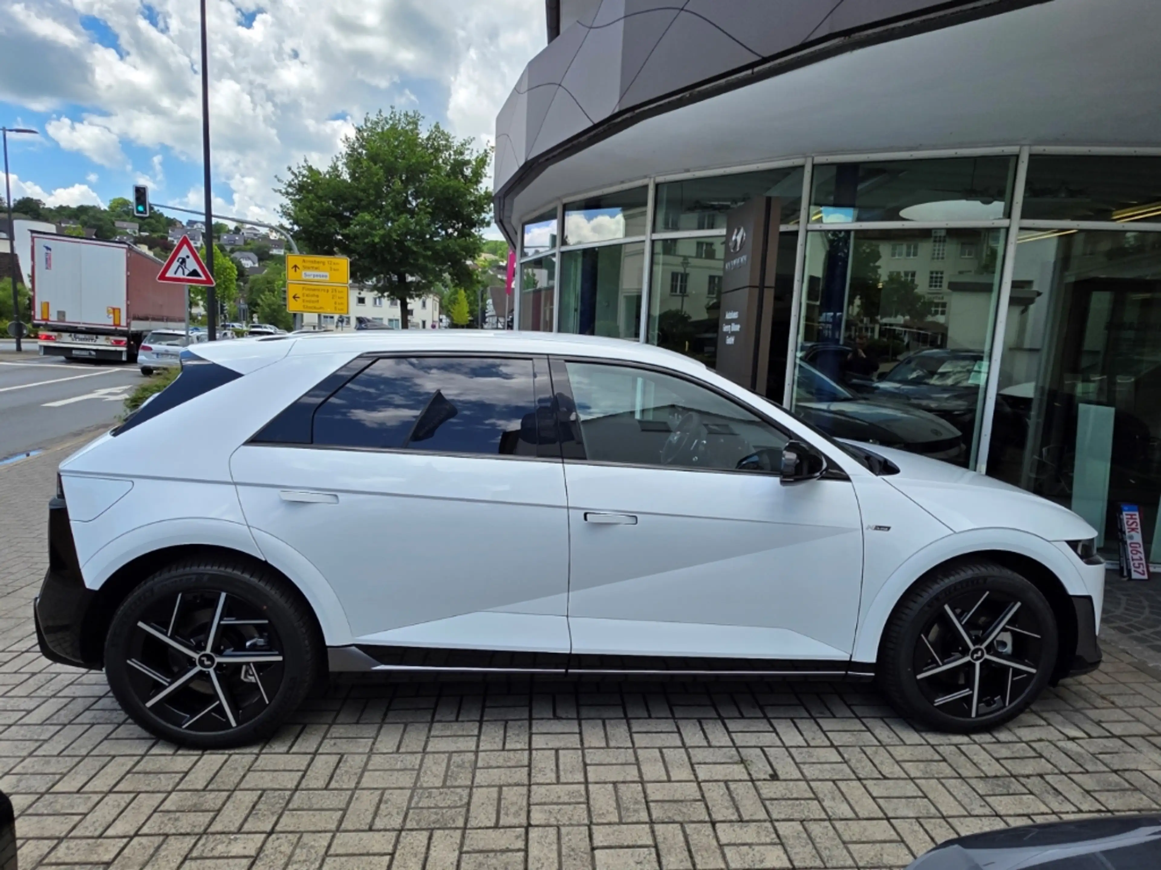Hyundai IONIQ 5 84 kWh 2WD N Line MY26 / Matrix-LED / CarPlay / 20 — photo 8