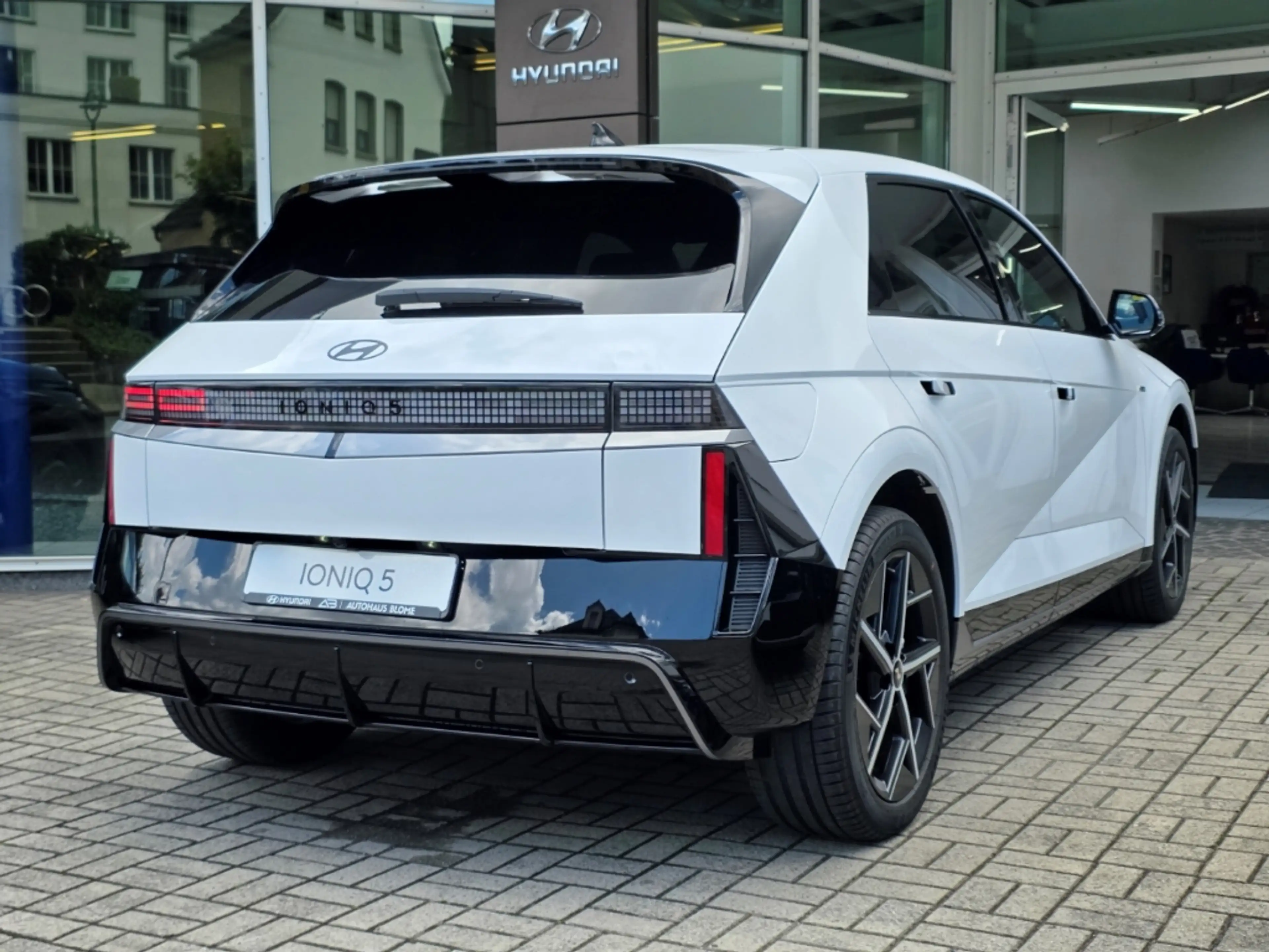 Hyundai IONIQ 5 84 kWh 2WD N Line MY26 / Matrix-LED / CarPlay / 20 — photo 6