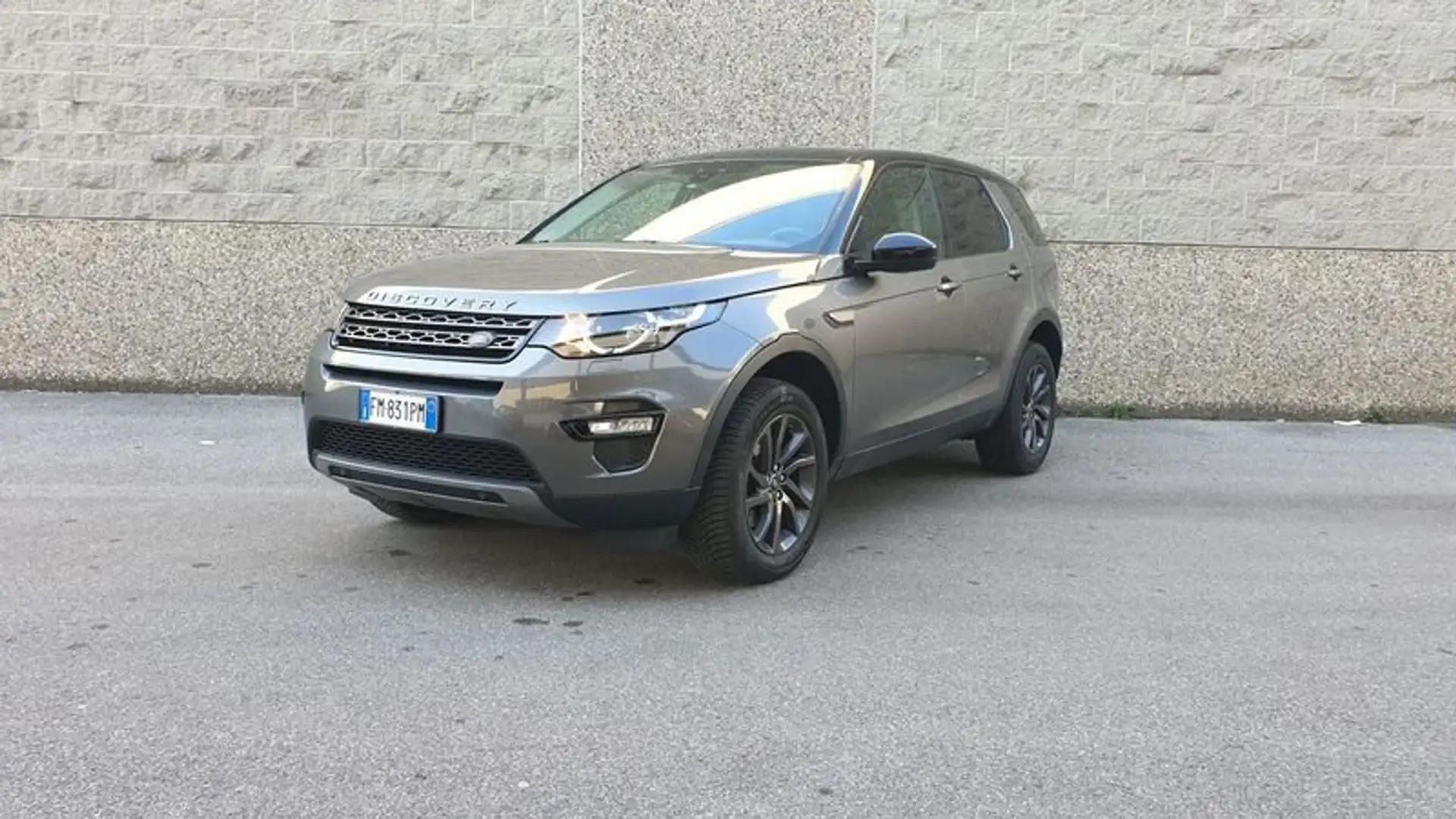 Land Rover Discovery Sport 2.0 TD4 150 CV SE AWD AUT N1 AUTOCARRO FISCALE Gris - 1