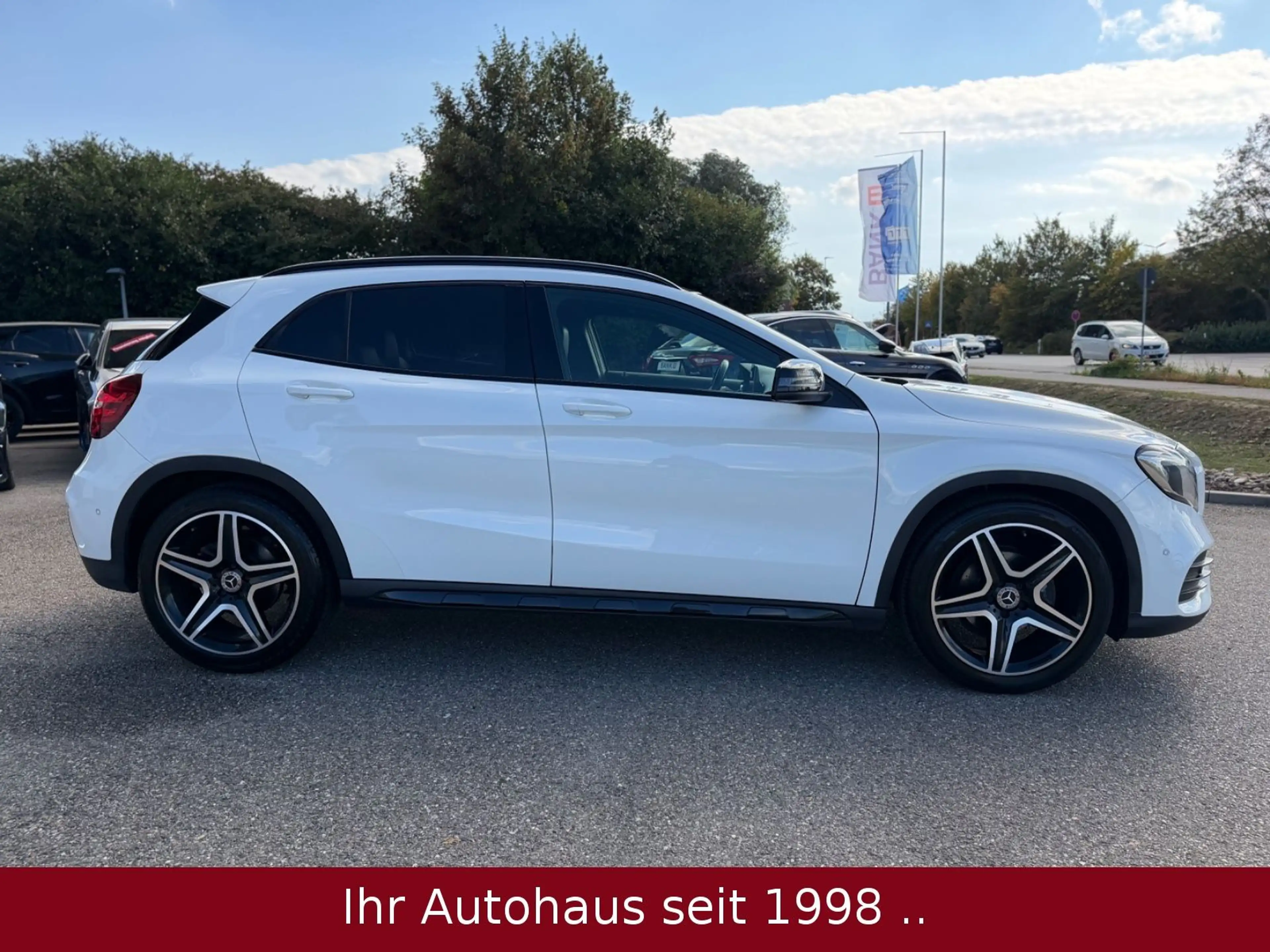 Mercedes-Benz GLA 200 AMG LINE *NIGHT PAKET/PANO/LED/NAVI* — photo 7