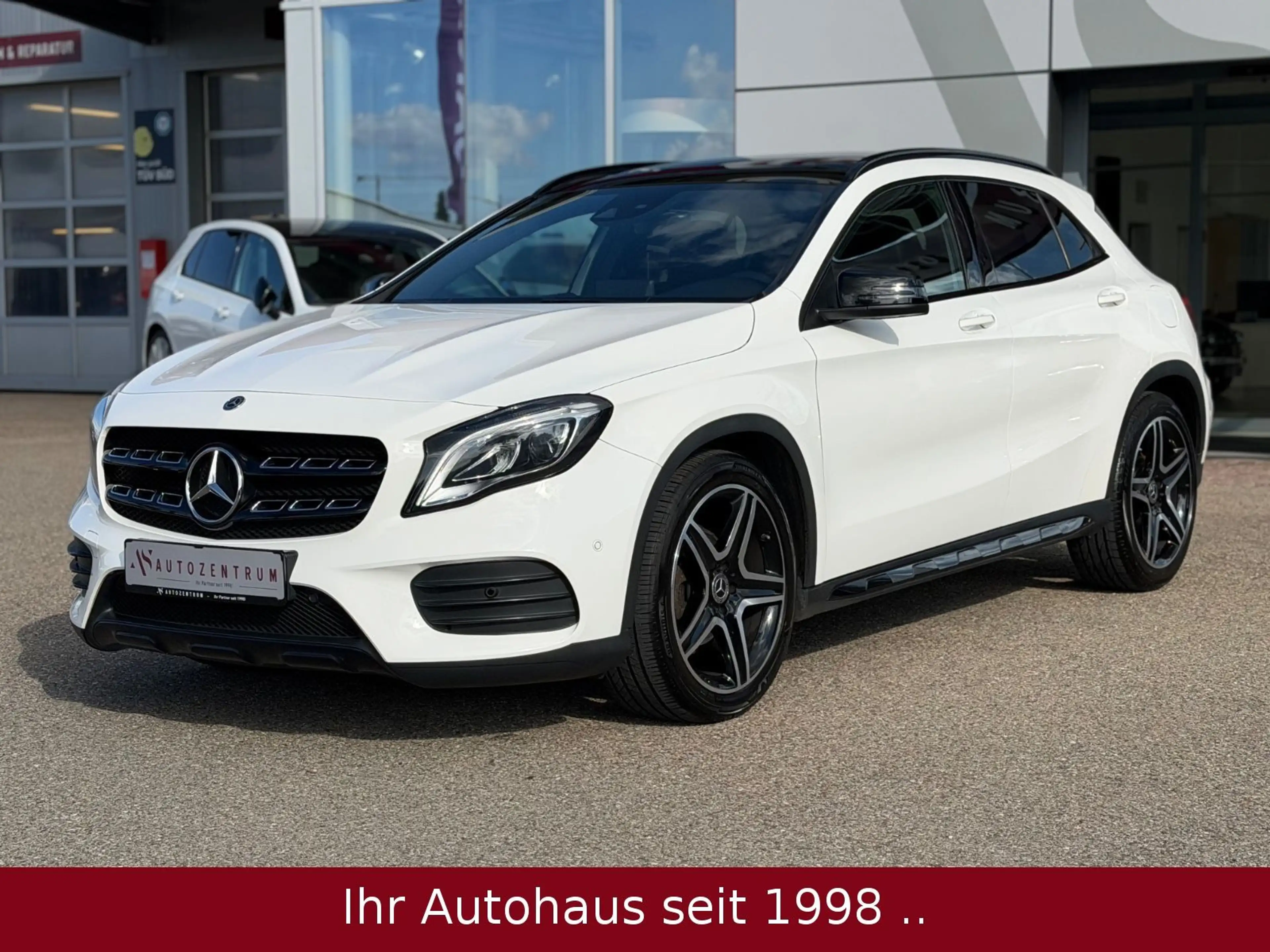 Mercedes-Benz GLA 200 AMG LINE *NIGHT PAKET/PANO/LED/NAVI* — photo 2