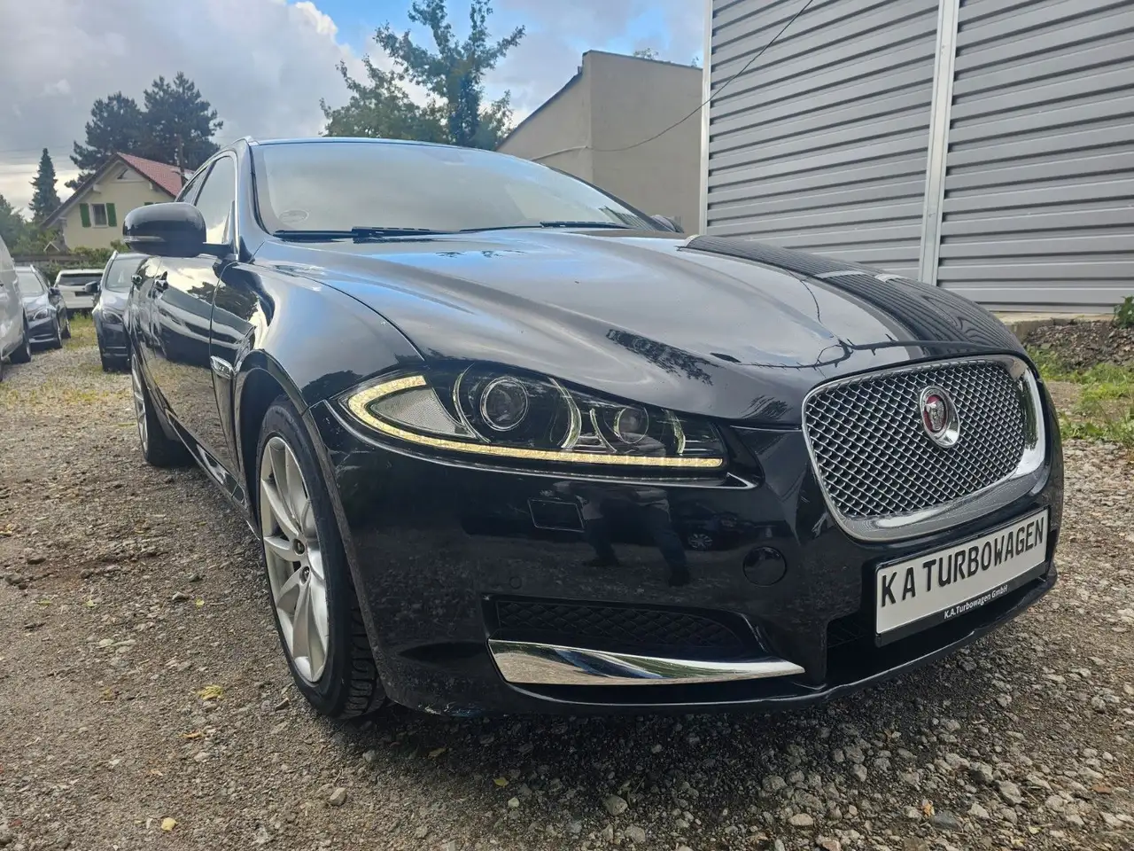 Jaguar XF