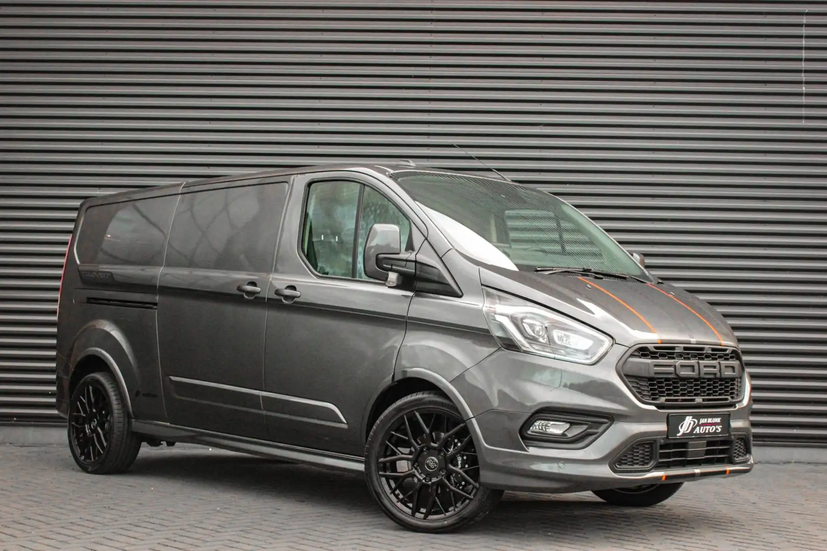 Ford Transit Custom 2.0 TDCI L2H1 Sport 185PK AUTOMAAT / FULL OPTIONS Grijs - 2