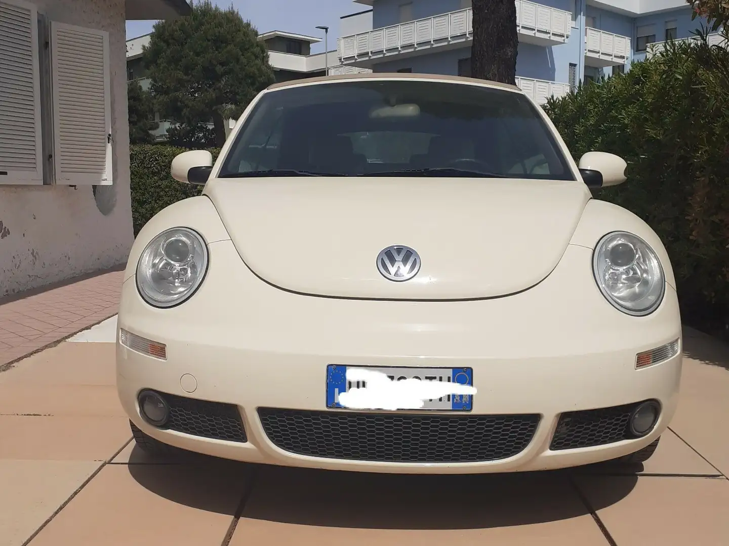 Volkswagen New Beetle Cabrio 1.6 Beige - 2