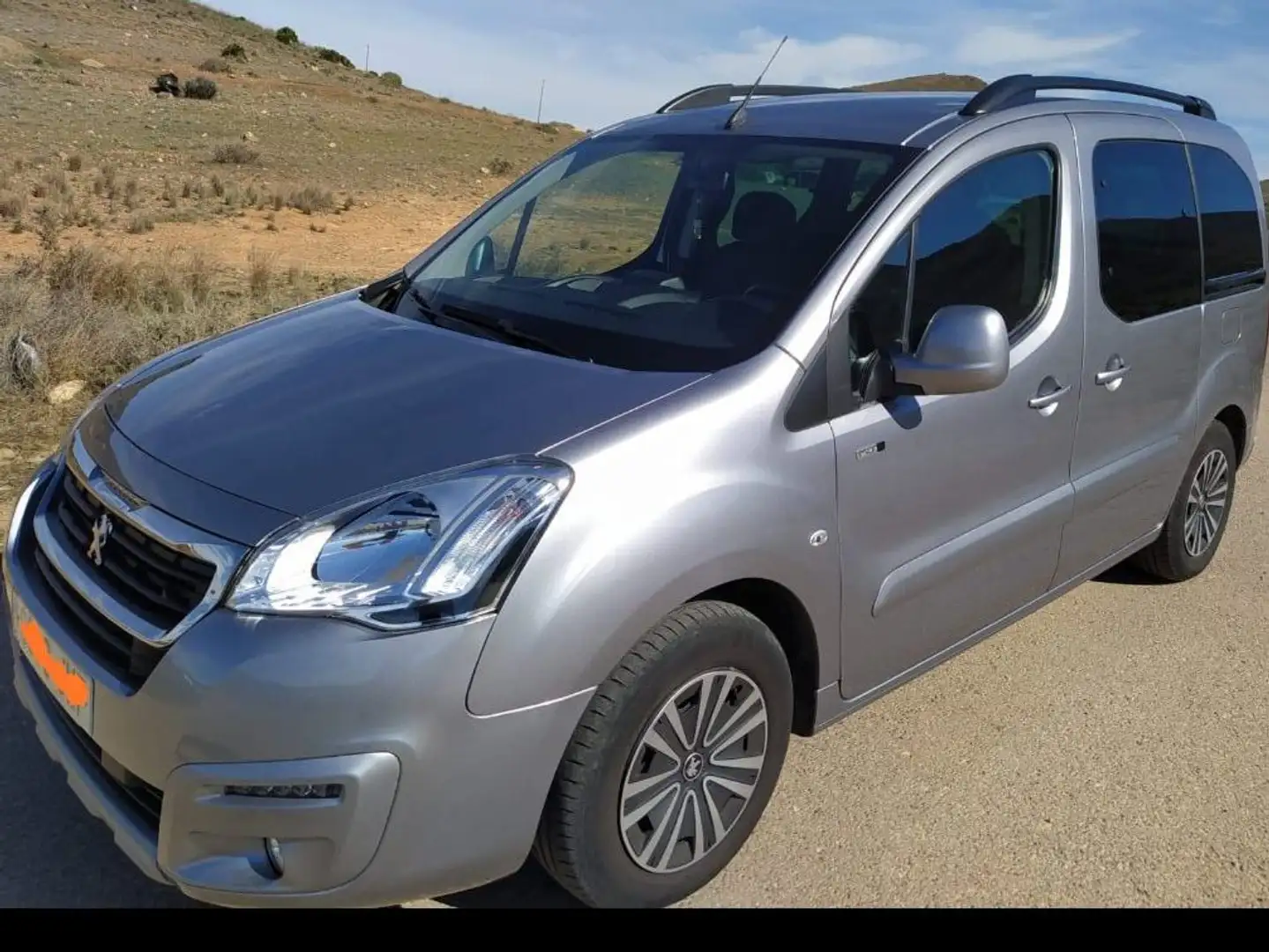 Peugeot Partner Partner Tepee 1.6BlueHDI Style 100 Style Plateado - 1