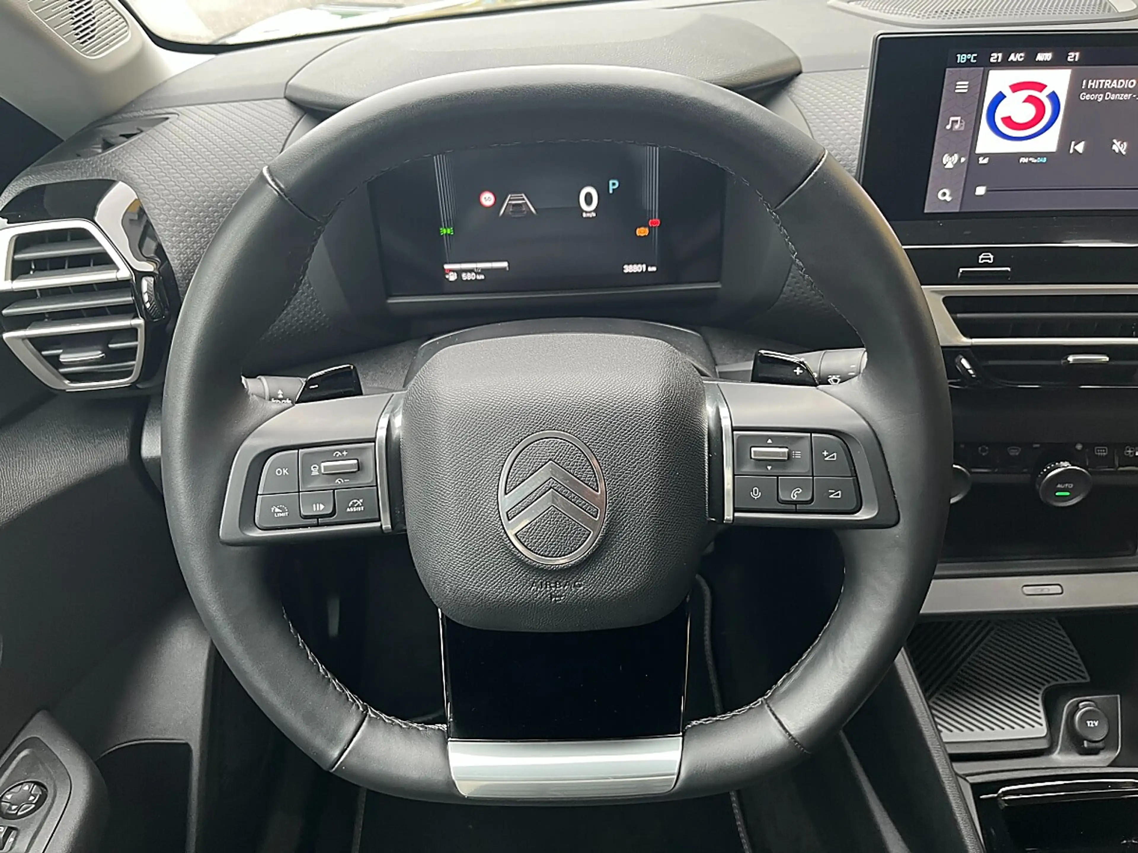 Citroen C4 PureTech 130 EAT8 Max!NAVI,KAMERA,LED,ACC,TOP! — photo 8