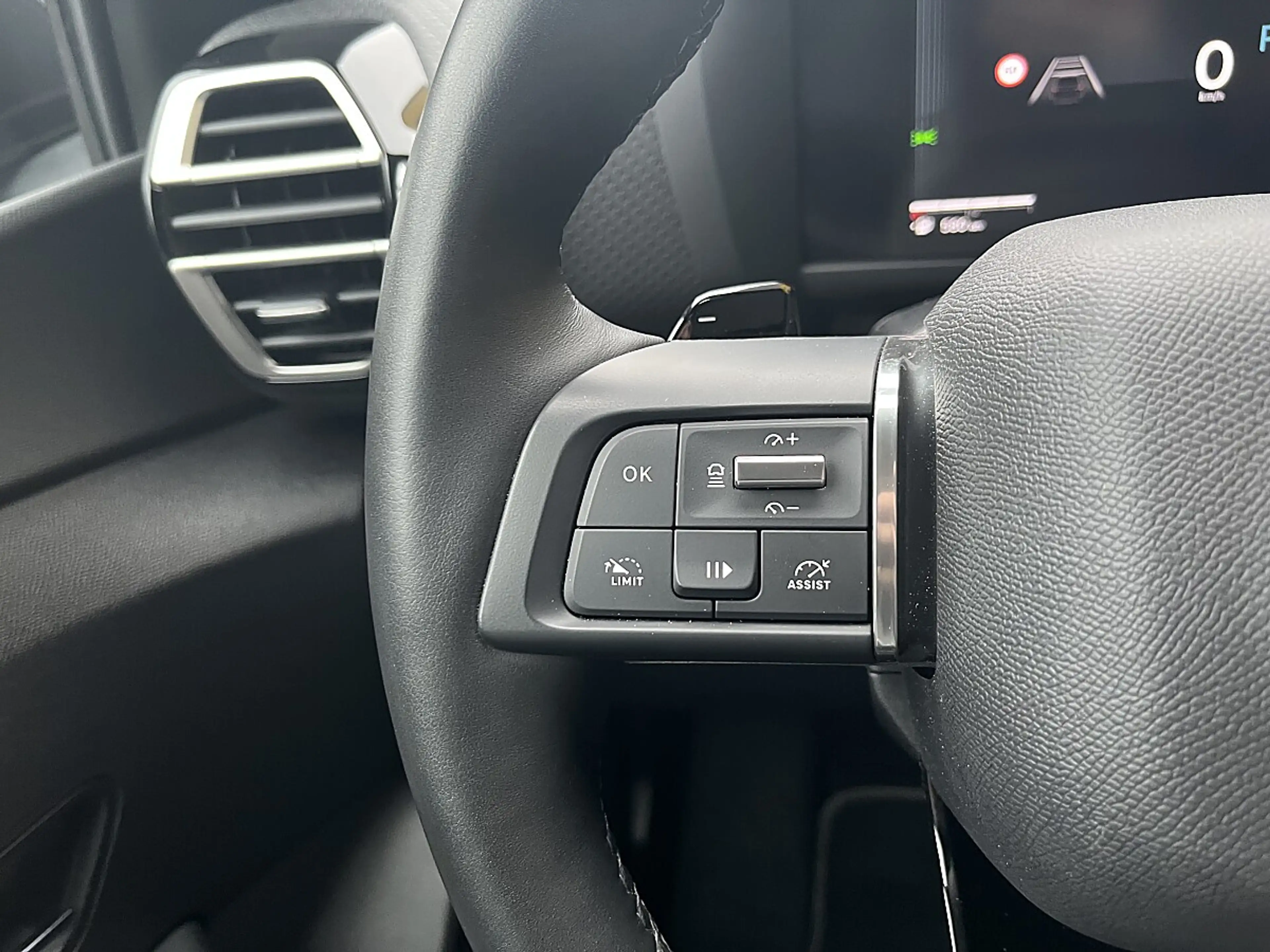 Citroen C4 PureTech 130 EAT8 Max!NAVI,KAMERA,LED,ACC,TOP! — photo 10