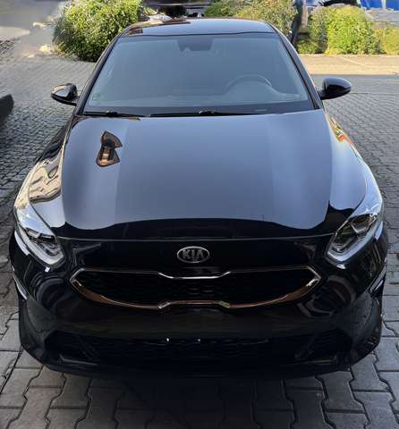 Imagine Kia Ceed / cee'd Spirit