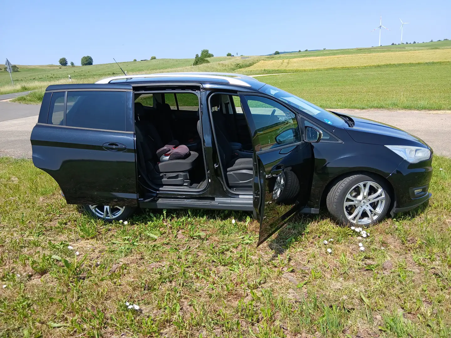 Ford Grand C-Max Grand C-Max 1.5 TDCi Start-Stopp-System Business E Nero - 1