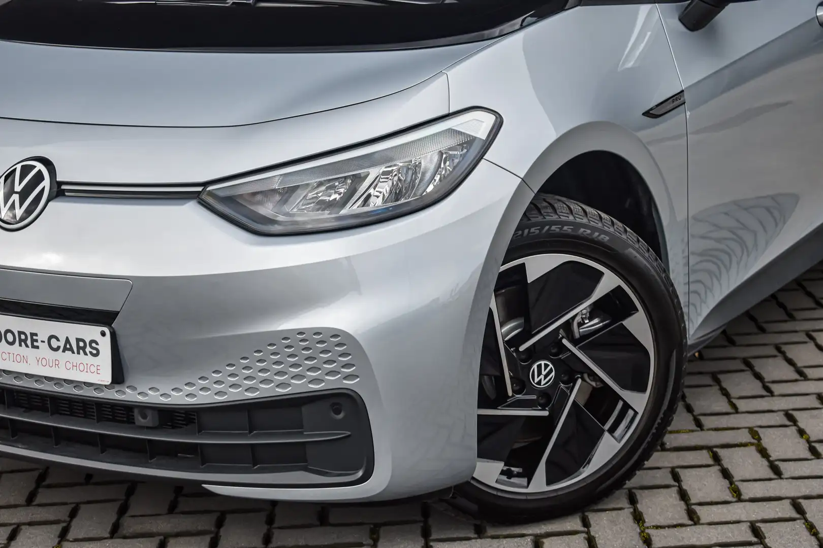 Volkswagen ID.3 58 kWh Pro Business - ACC Zilver - 2