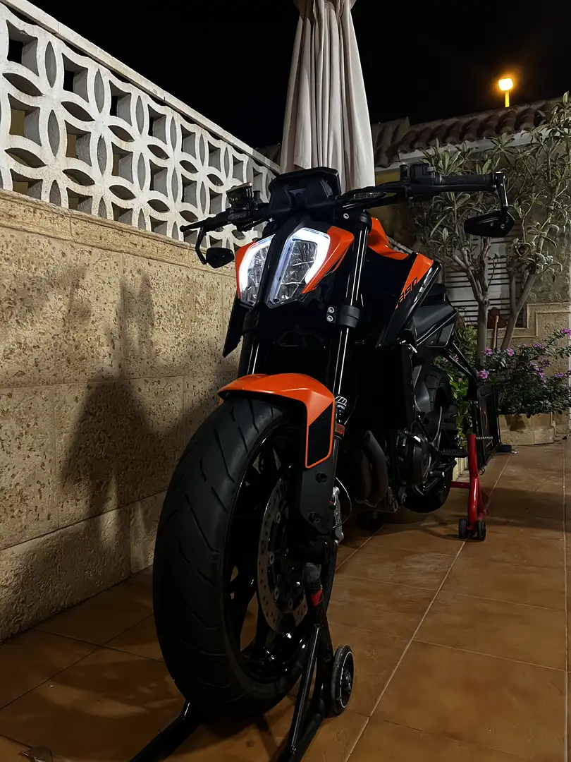 KTM 890 Duke - 2