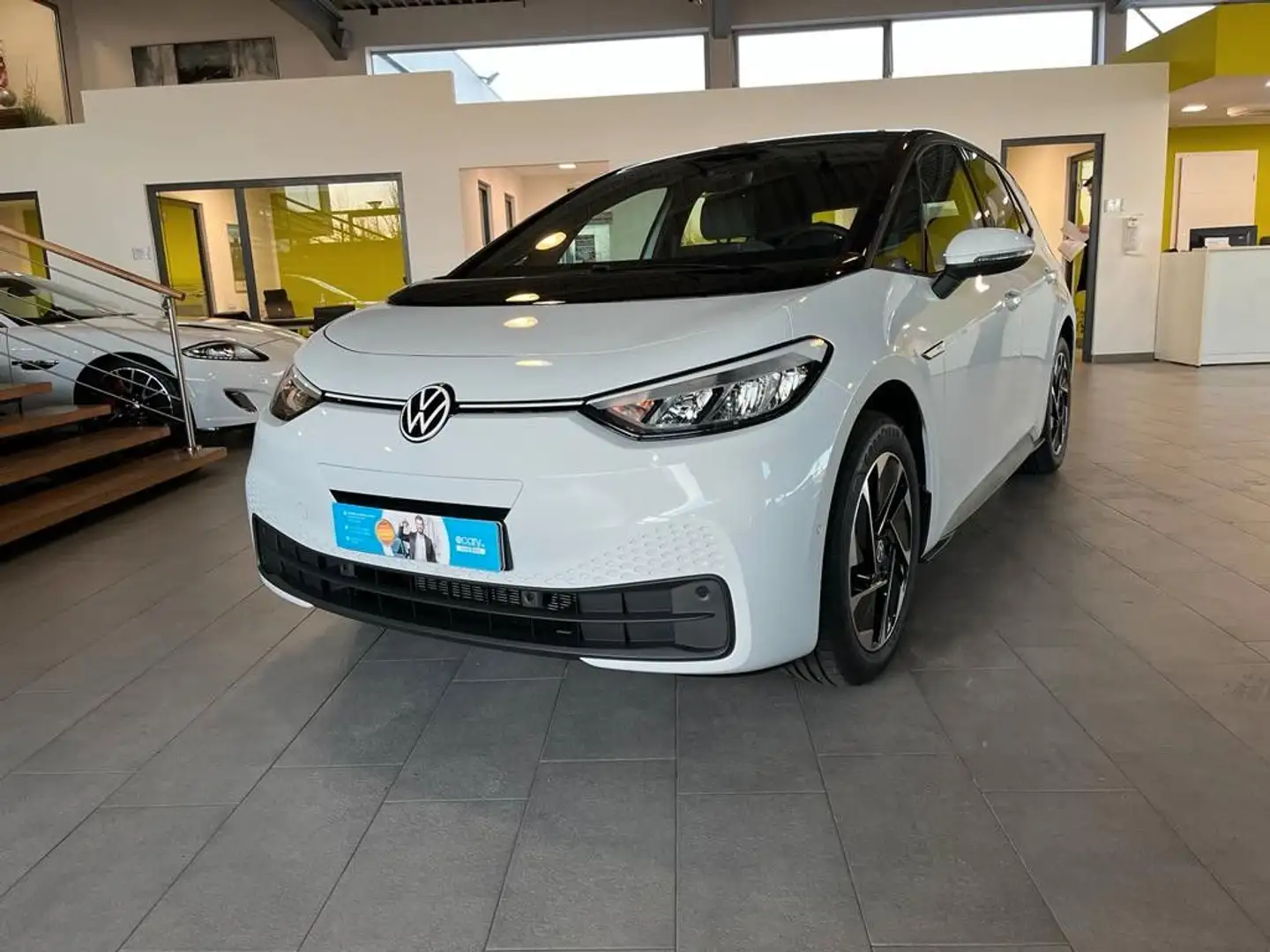 Volkswagen ID.3 150 kW Pro Performance Life, ACC, Wärmep. Weiß - 1