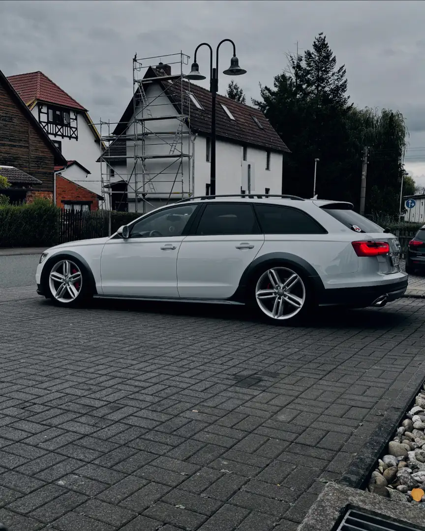 Audi A6 allroad quattro 3.0 TFSI S tronic LED Alcantara 20 Zoll KW - 1