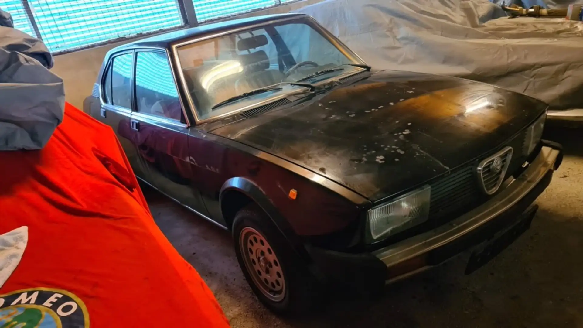 Alfa Romeo Alfetta 2.0 L - 2