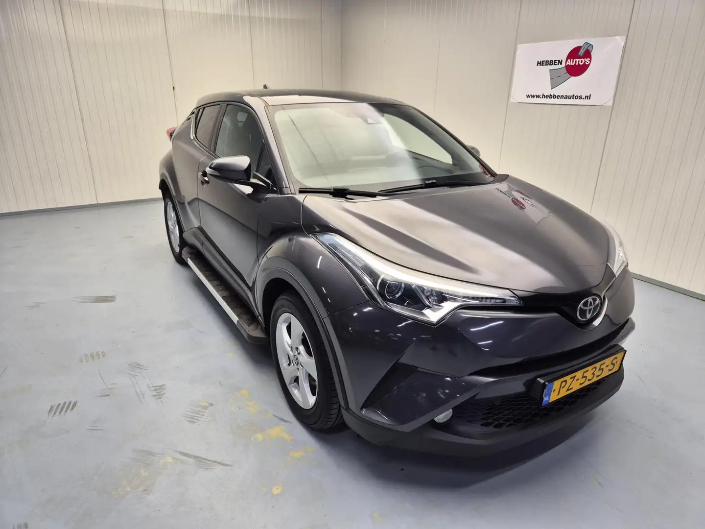 Toyota C-HR 1.2 Dynamiek Navi Camera Ecc Cruise Control Alu Ve Grijs - 1