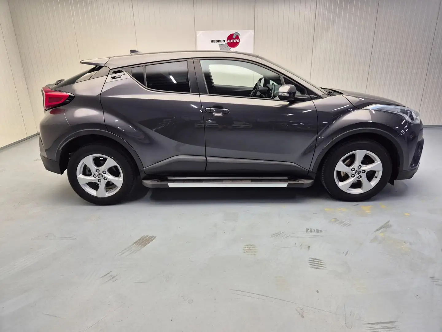 Toyota C-HR 1.2 Dynamiek Navi Camera Ecc Cruise Control Alu Ve Grijs - 2