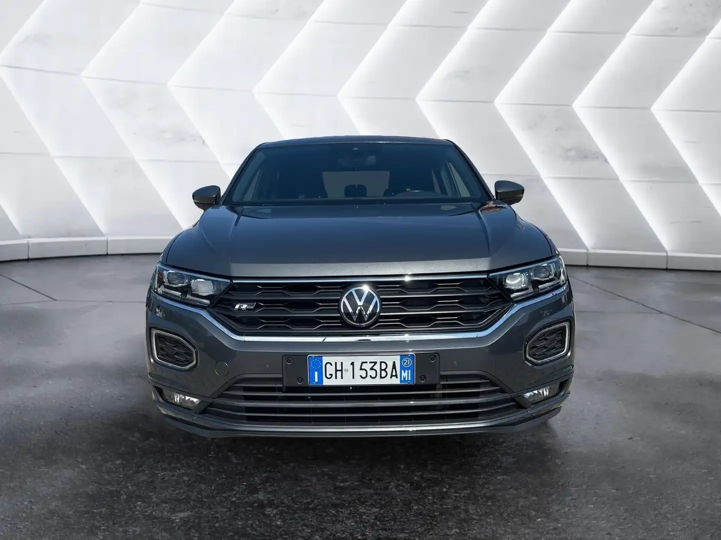 Volkswagen T-Roc 1.5 TSI ACT R-Line Grijs - 2