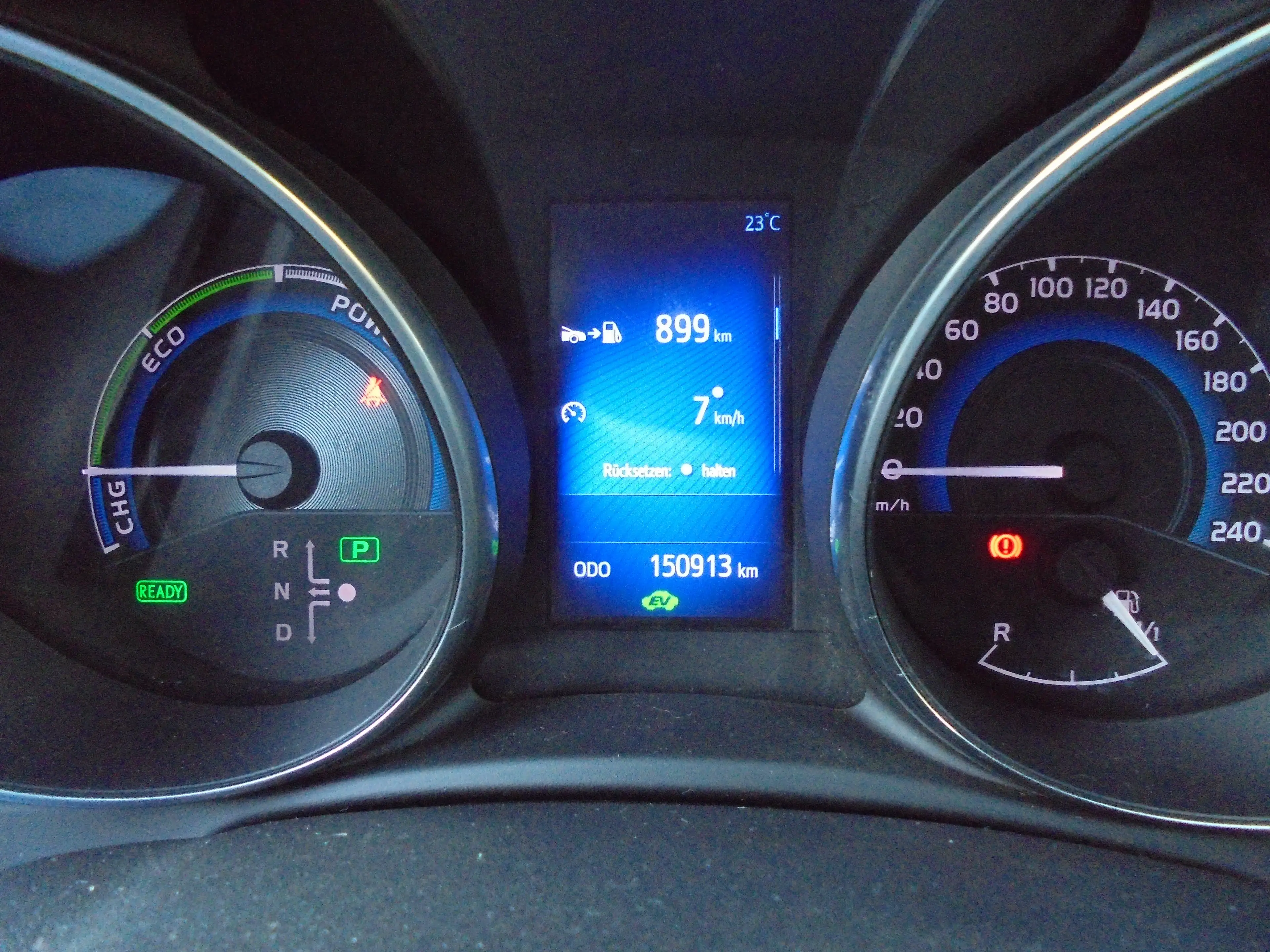 Toyota Auris Auris 1.8 VVT-i Hybrid Edition-S — photo 13