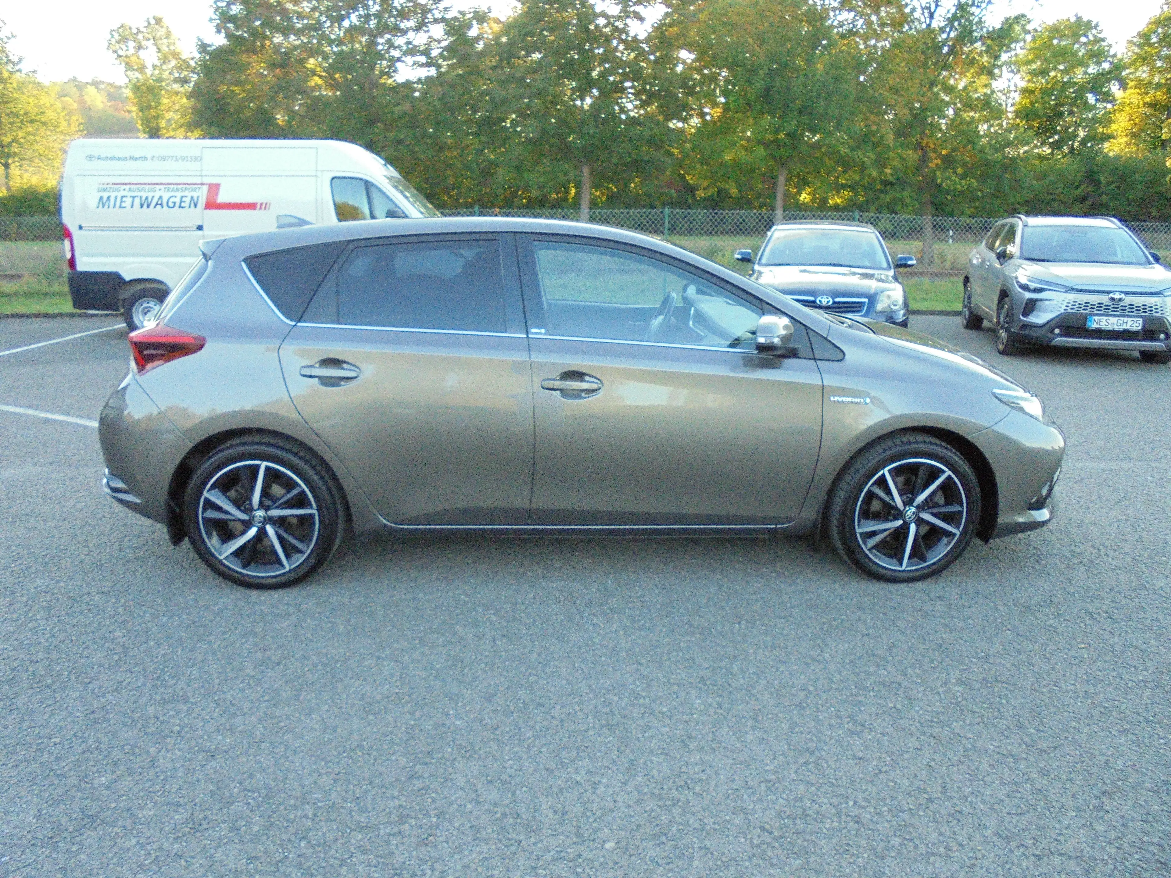 Toyota Auris Auris 1.8 VVT-i Hybrid Edition-S — photo 2