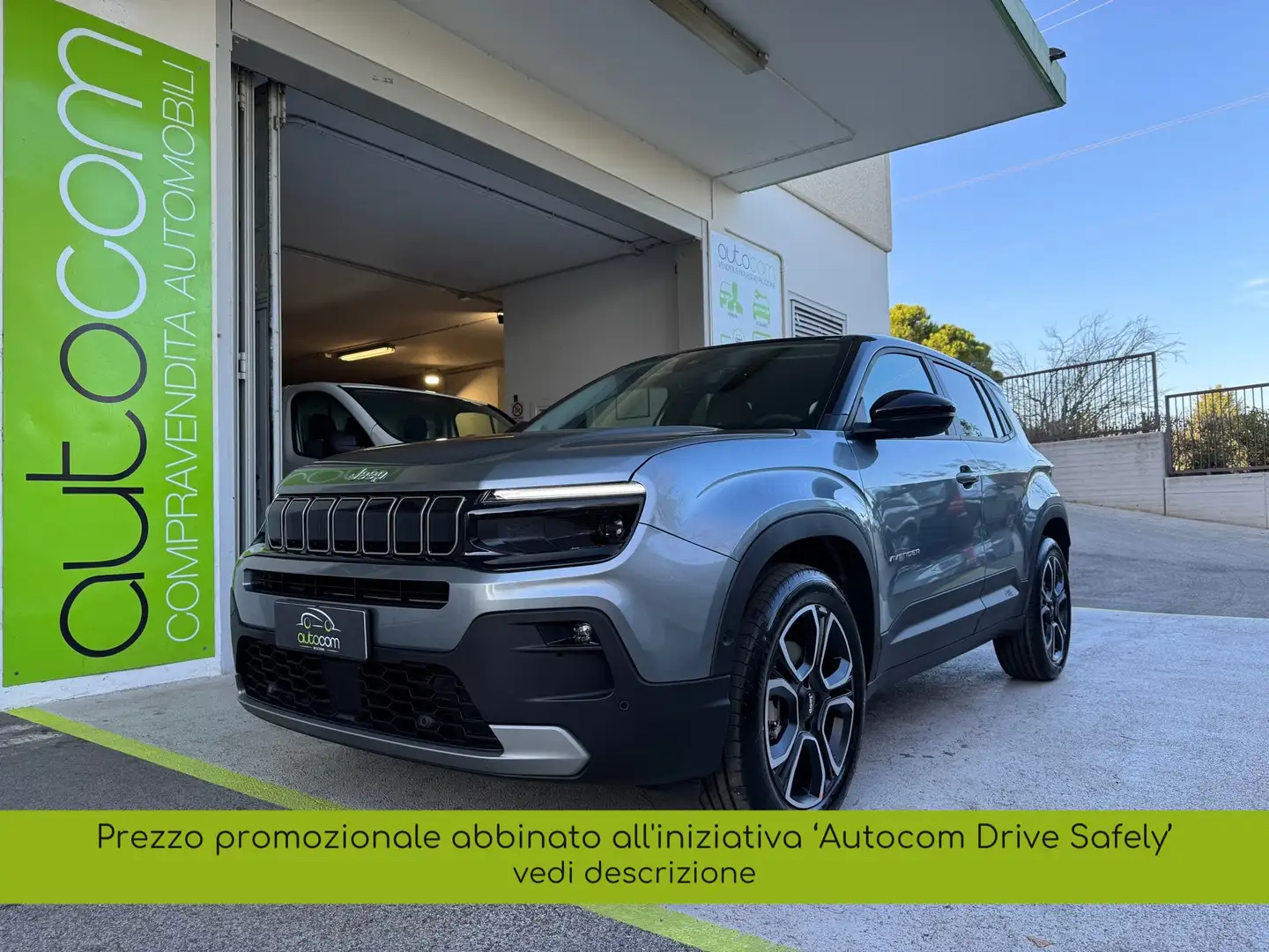 Jeep Avenger 1.2 turbo ehybrid mhev Summit dct6 MY25 PROMO KM0 Grigio - 1