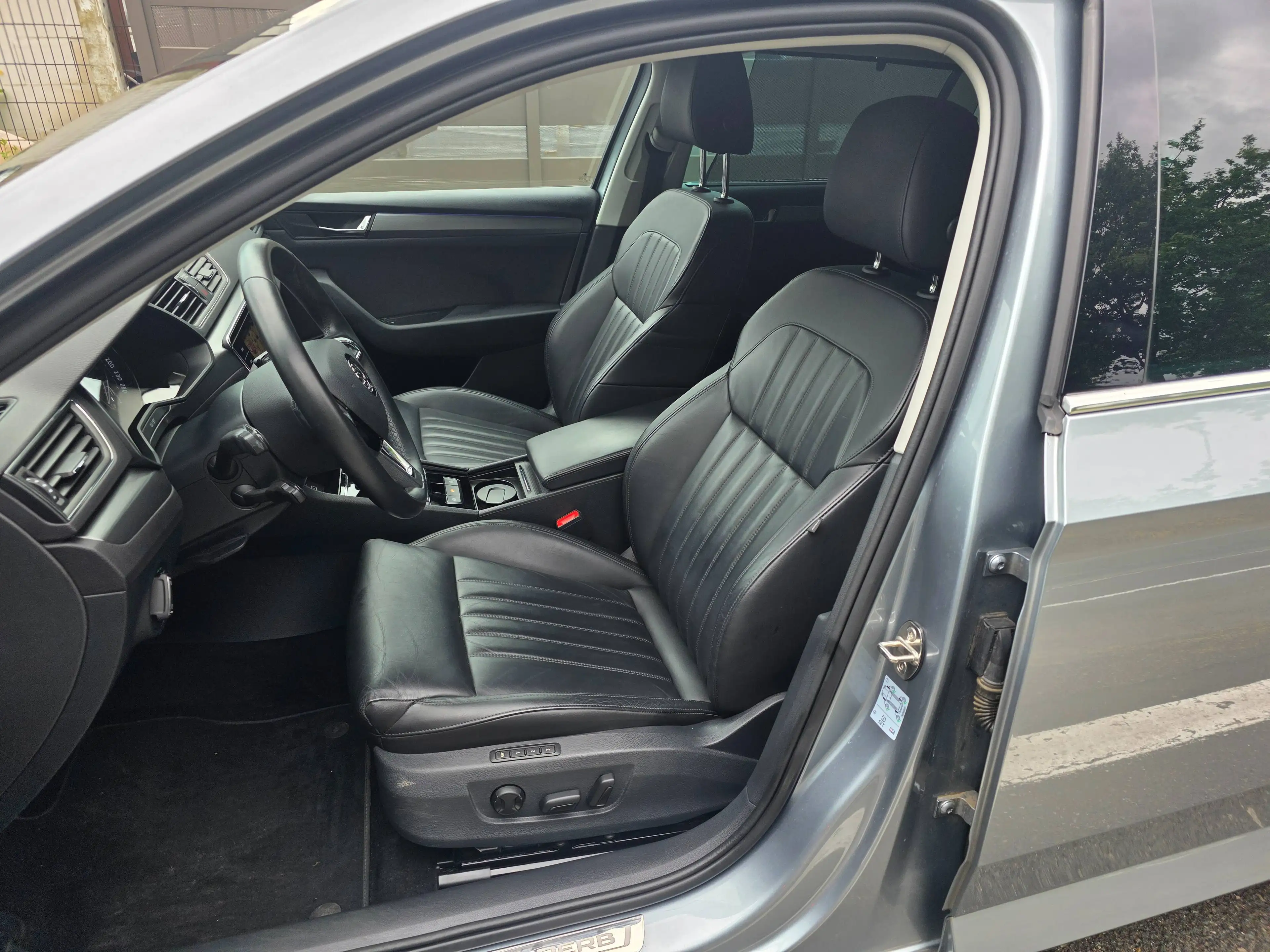 Skoda Superb Combi 1.5 TSI ACT DSG 2019' 1°EIG. 71000KM FULL OPTIES PERFECTE STAAT !! — photo 15