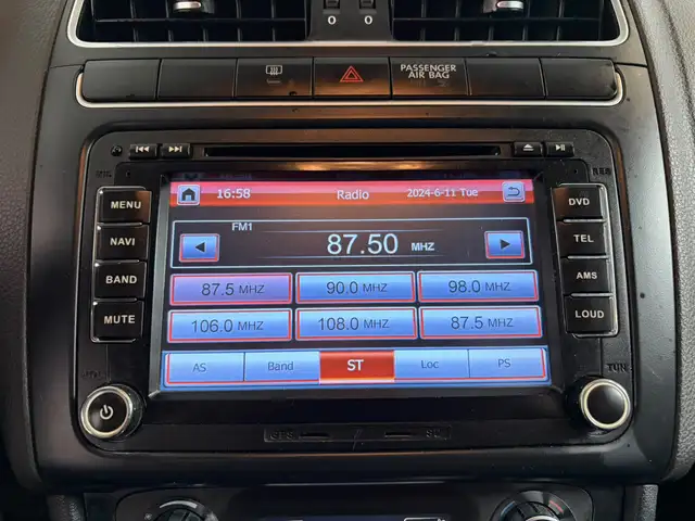 Volkswagen Polo view 15