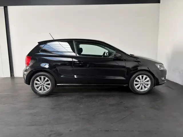 Volkswagen Polo view 18